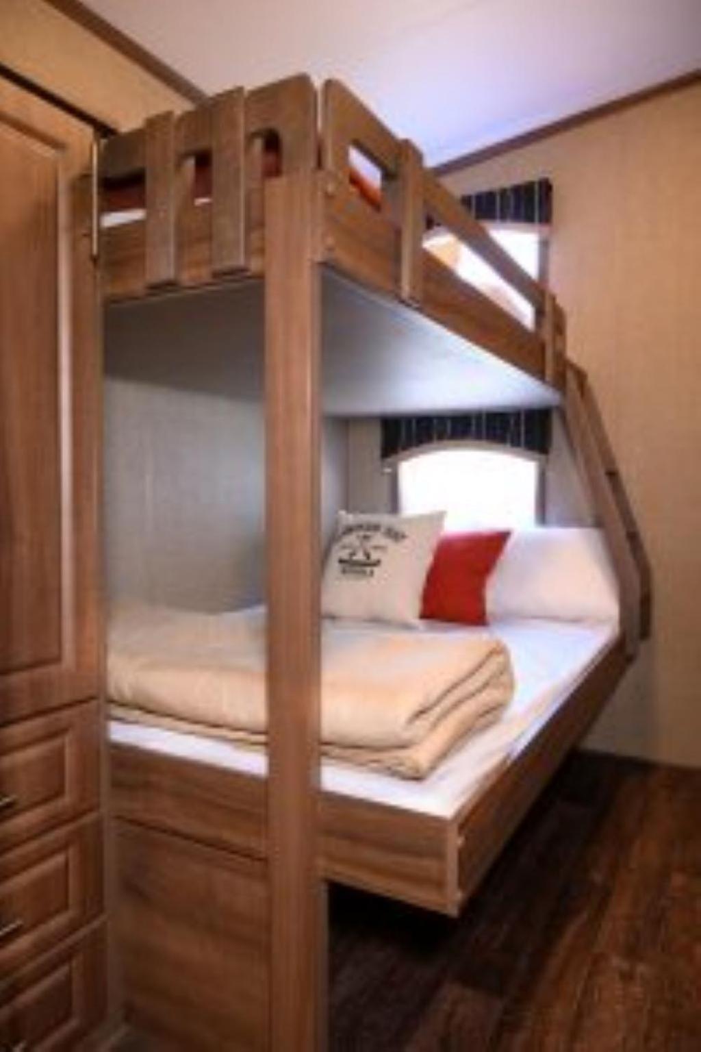 3 Bedroom Cottage Morrison Creek 15