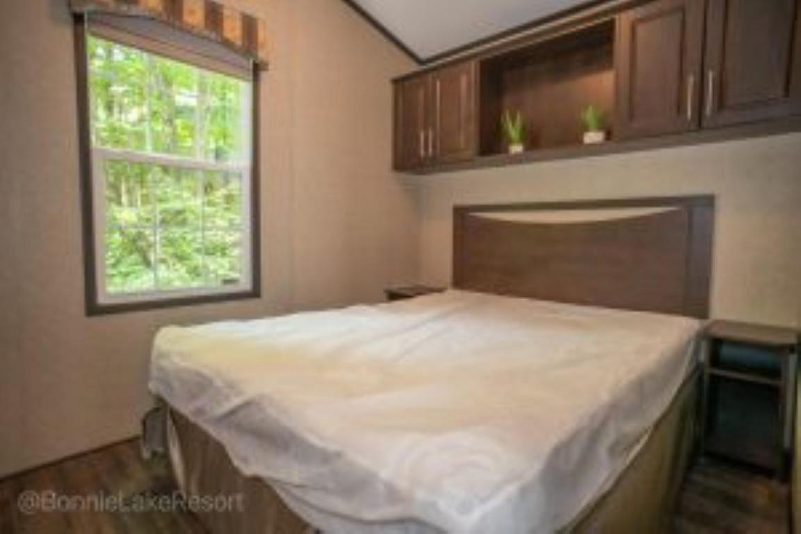 2 Bedroom Cottage Poplar Crescent 749