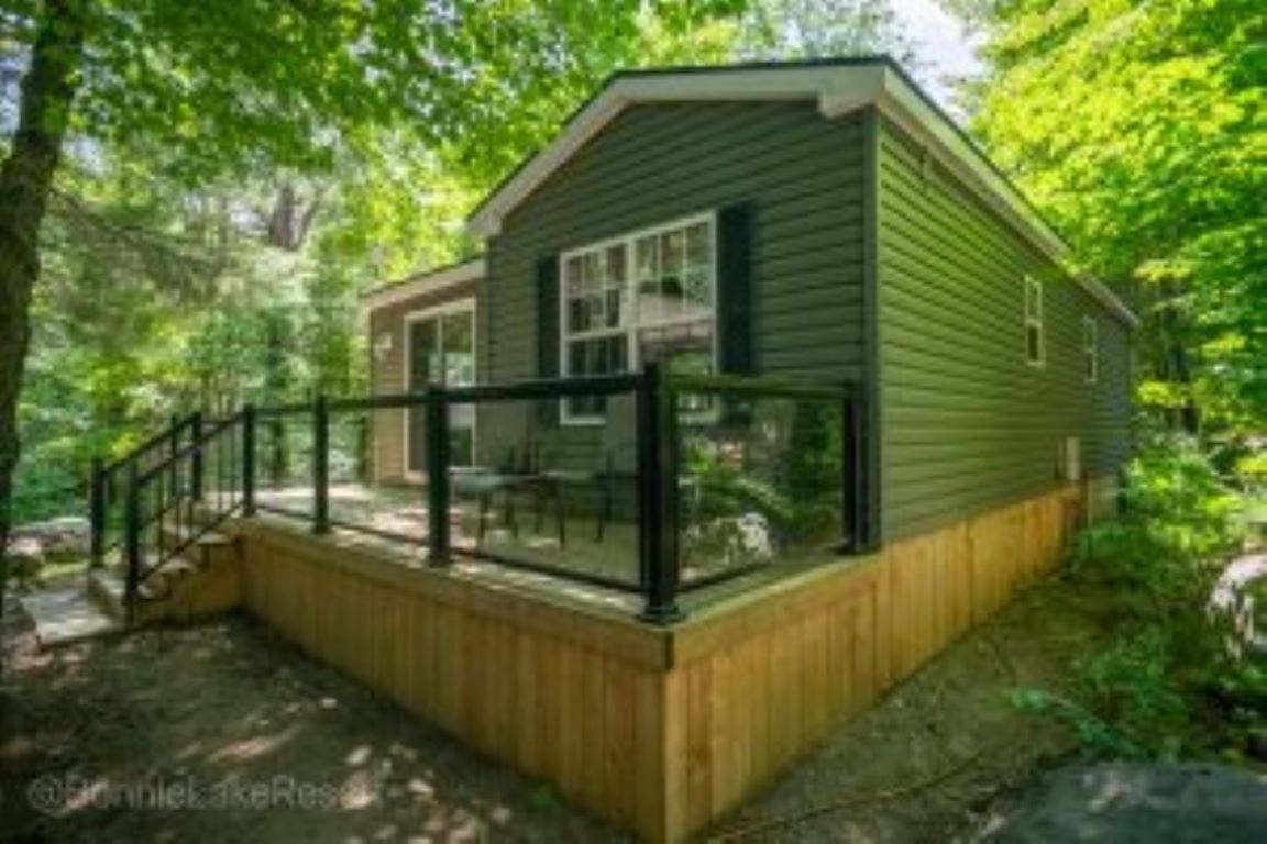 2 Bedroom Cottage Poplar Crescent 749