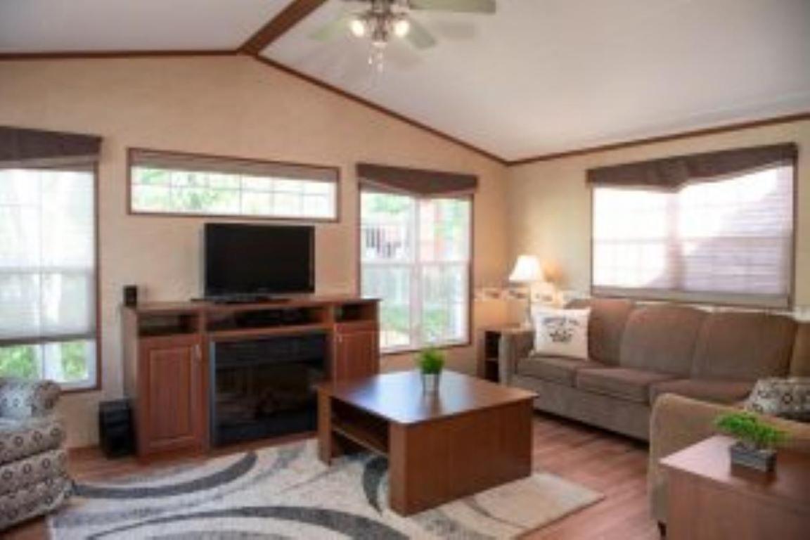 2 Bedroom Waterview Cottage Fern Brook 8