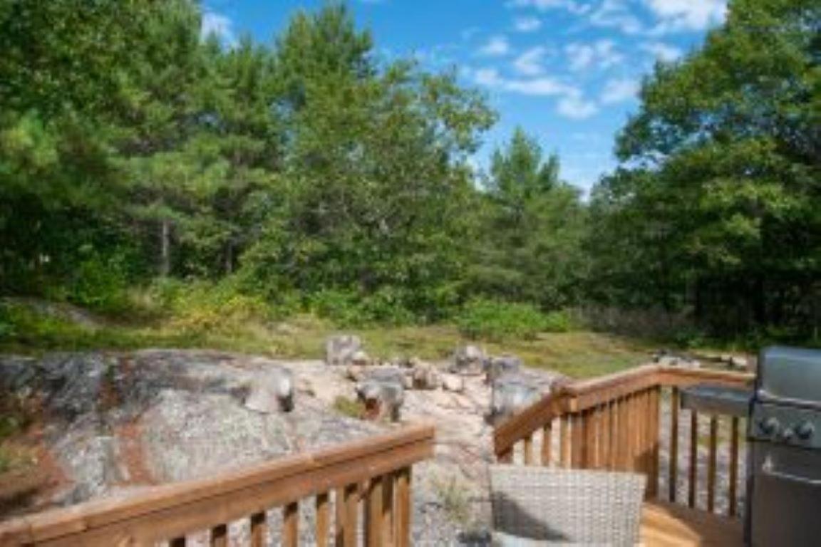 2 Bedroom Cottage Maple Ridge 9