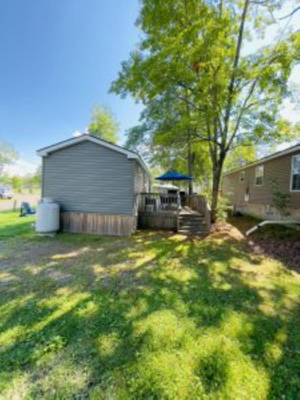 2 Bedroom Cottage Riverside Village 14