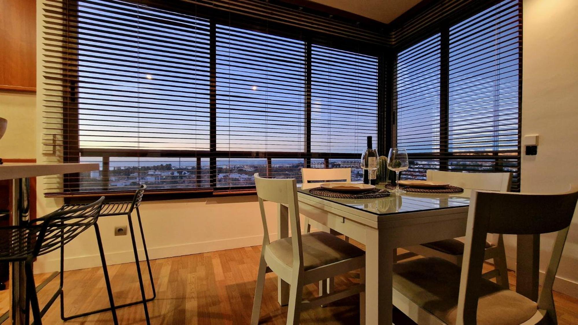 Marbella Vacations - Cosy apartment in the heart of Nueva Andalucia - Property Image 2