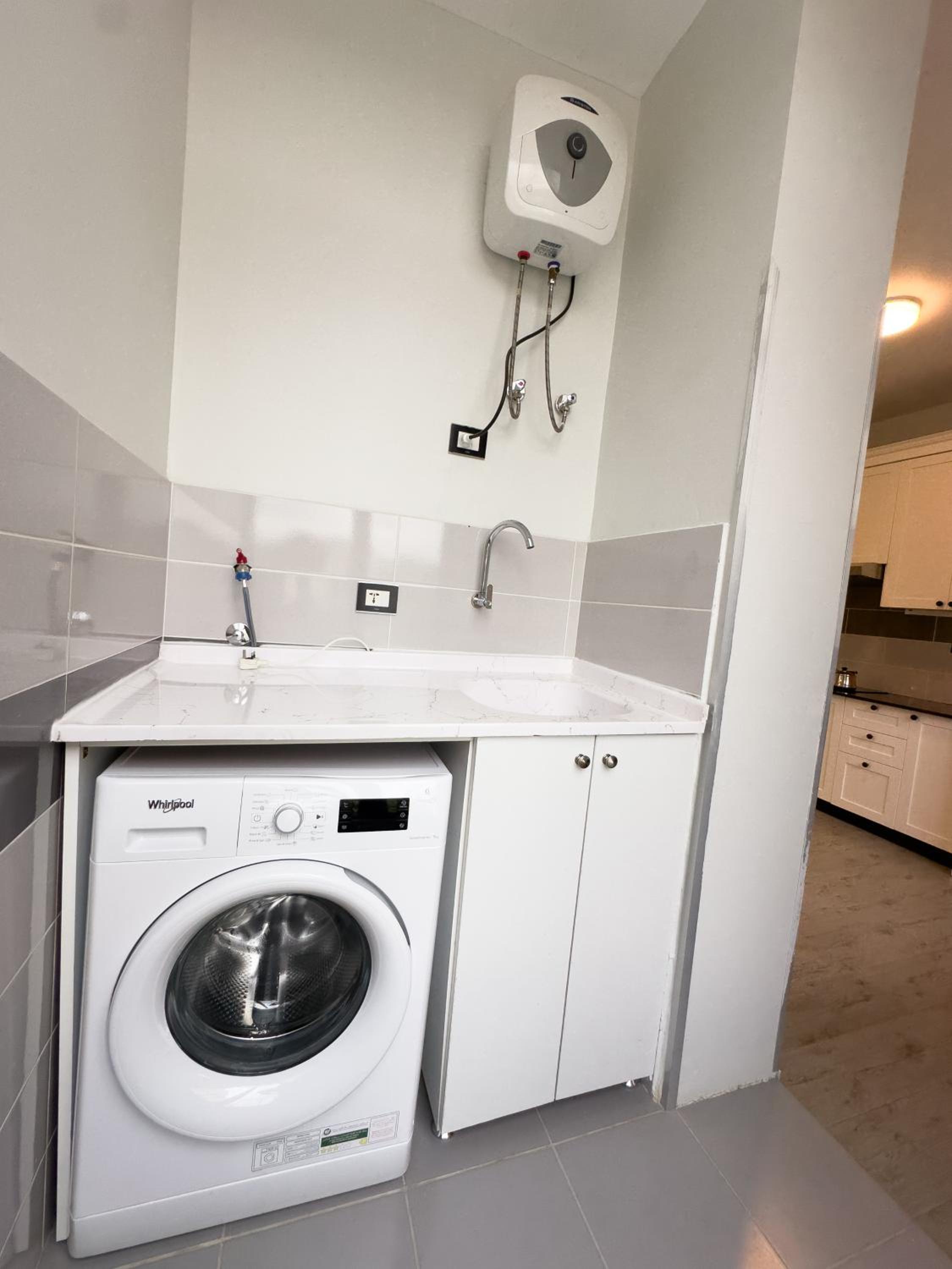 Genet apartment