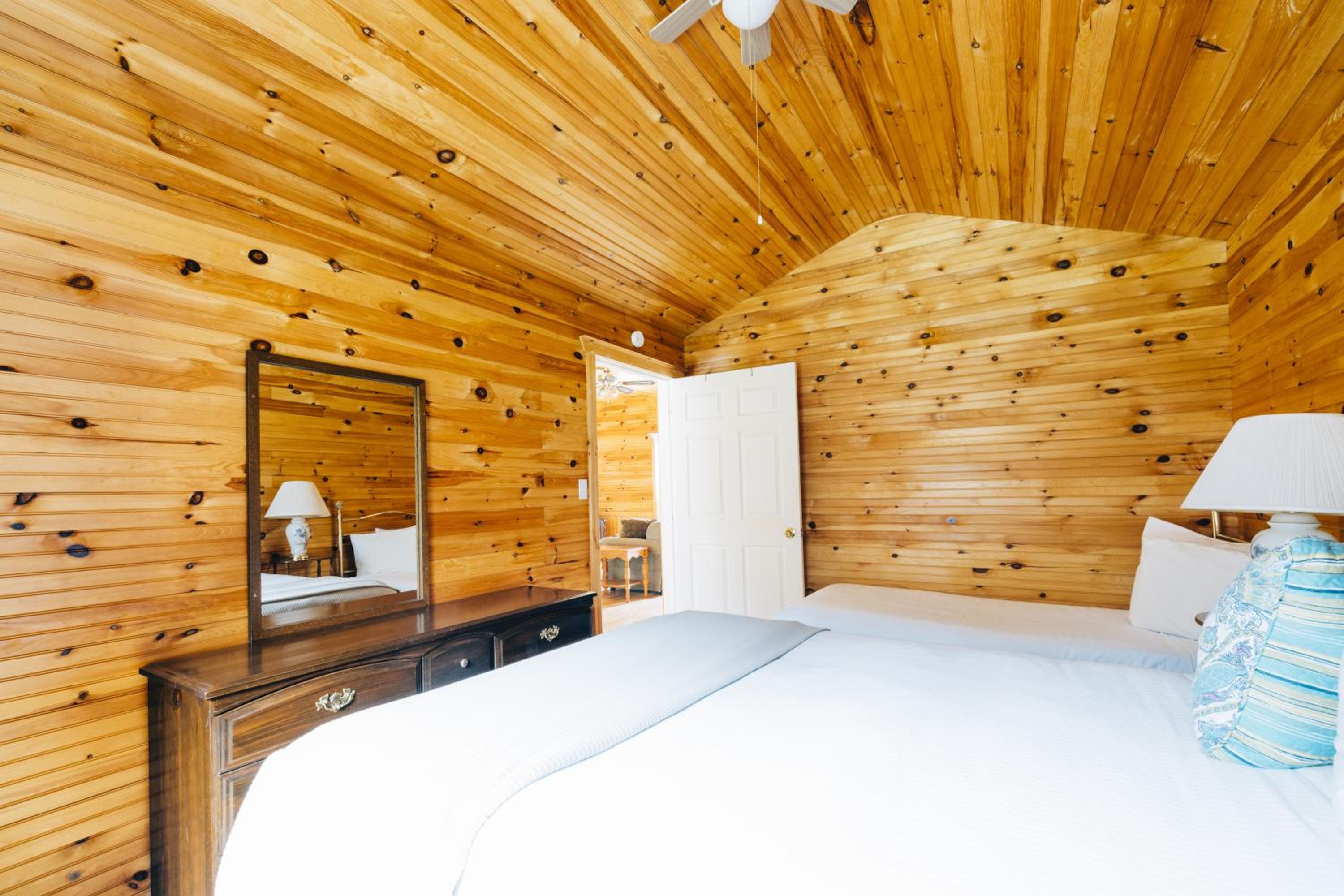 49 Forest Hills Lane - Cavendish Guest Cottages