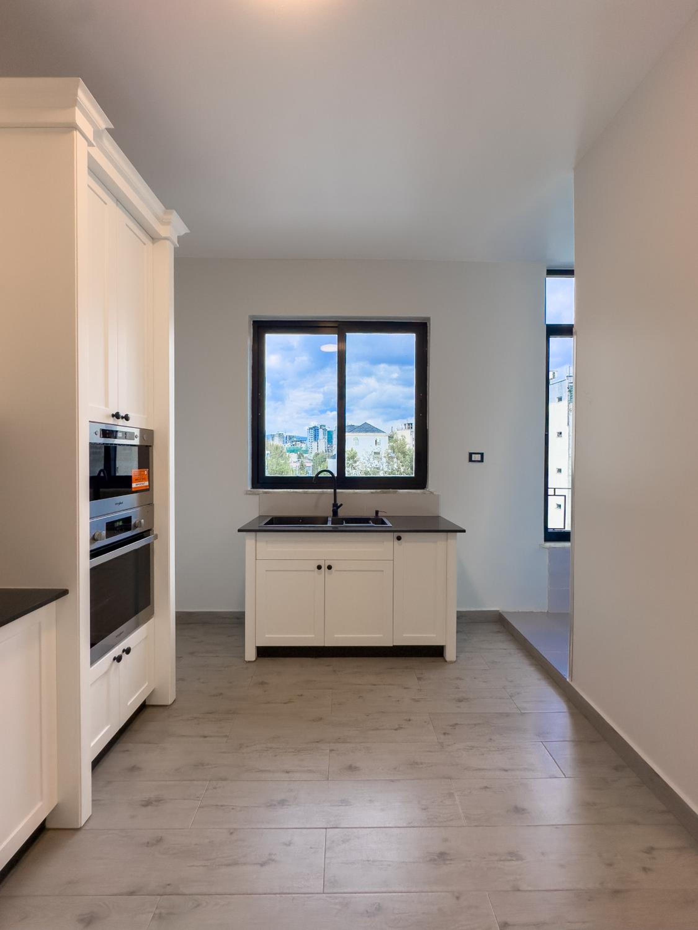 Genet apartment