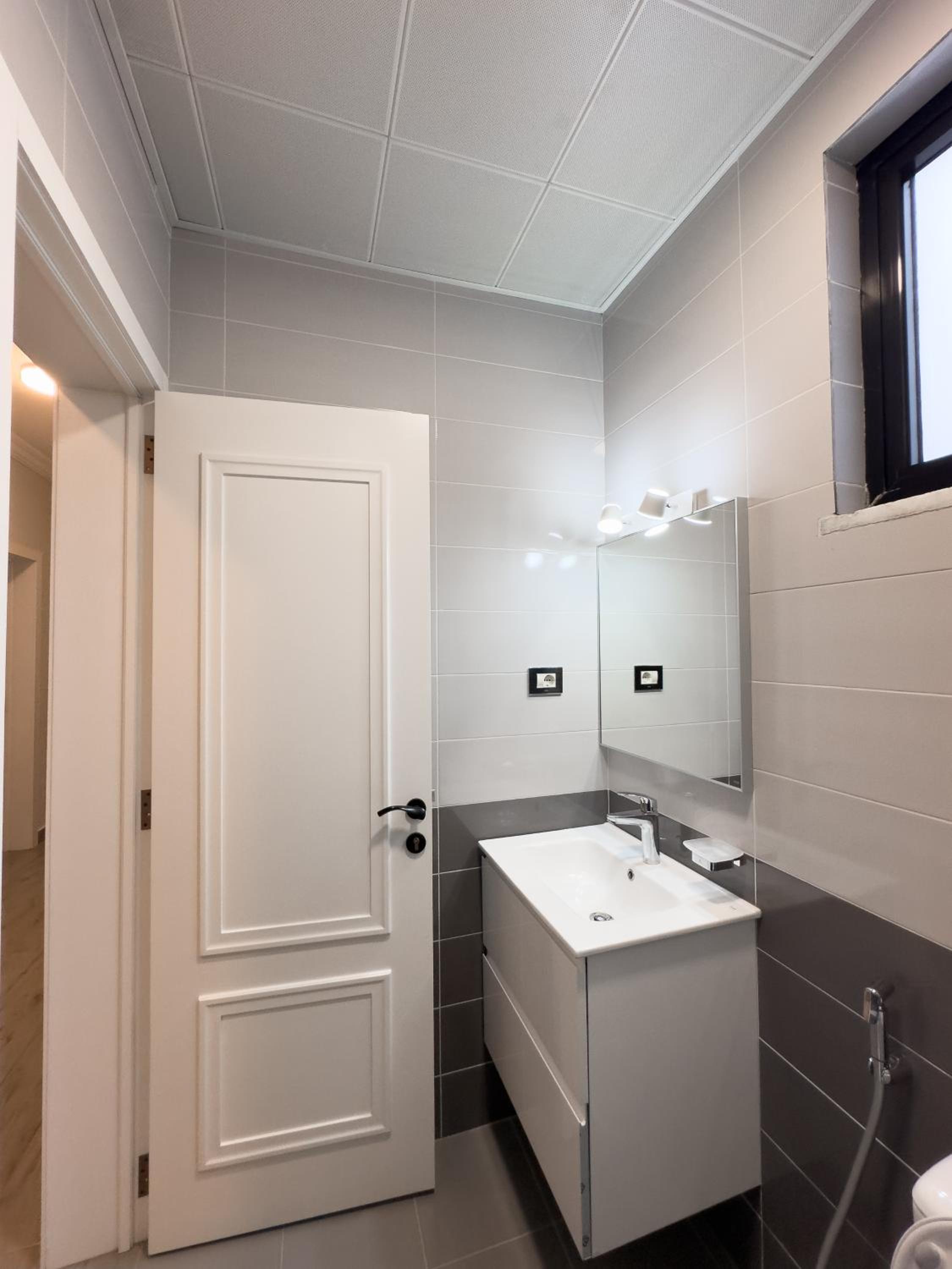 Genet apartment