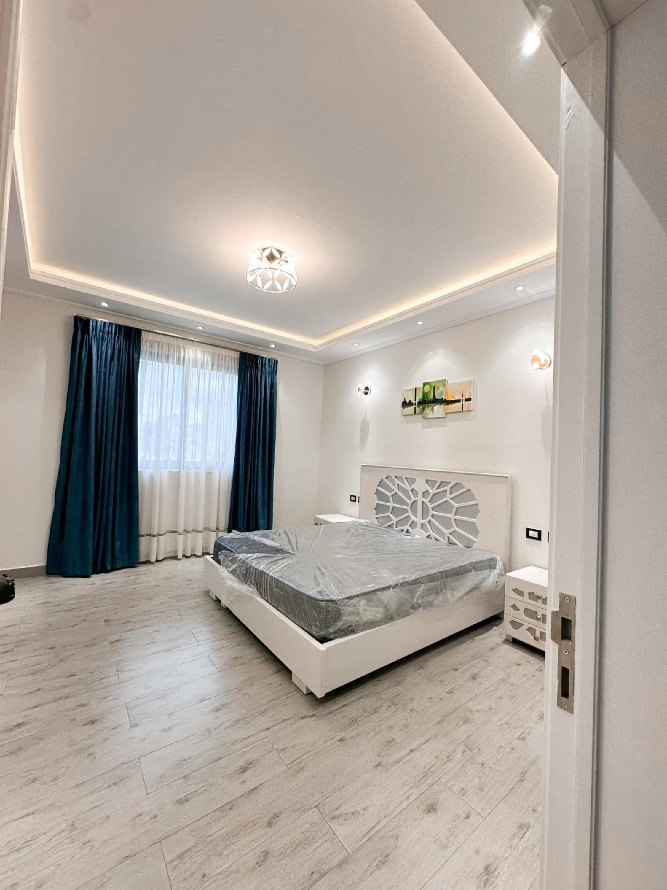 Genet apartment