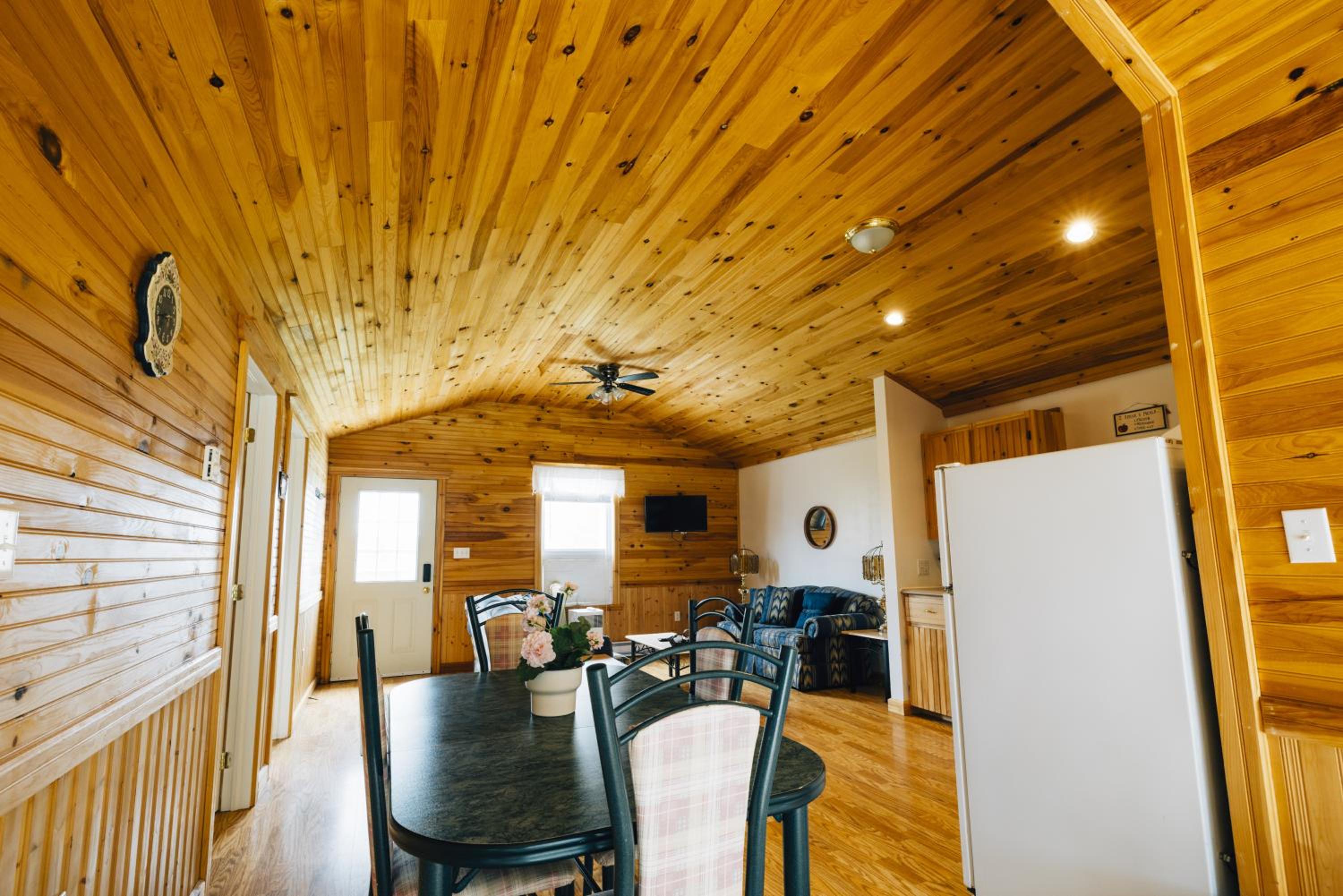 53 Forest Hills Lane - Cavendish Guest Cottages