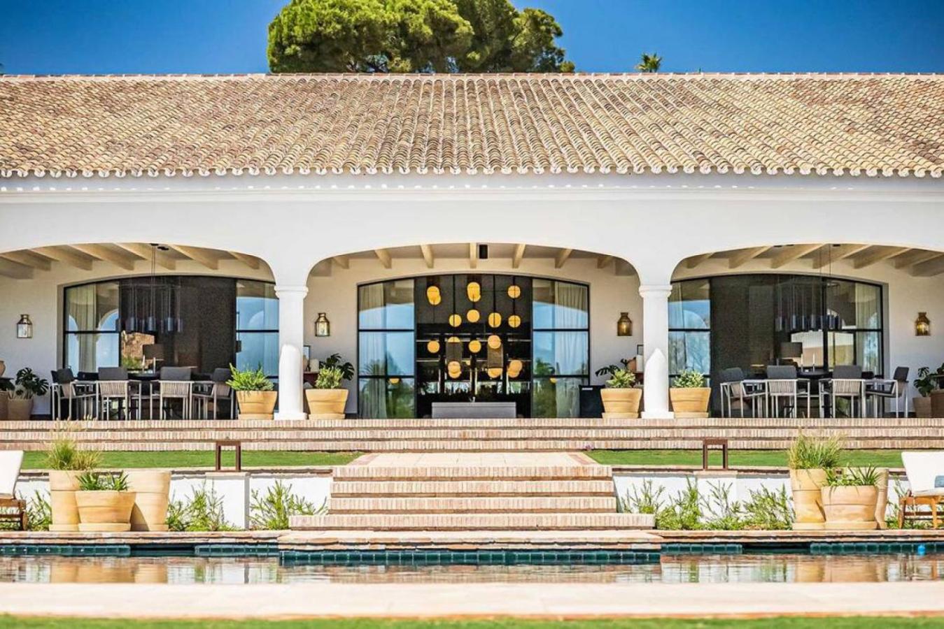 Gratitude 11 bedroom Villa in Golden Mile, Marbella view 2