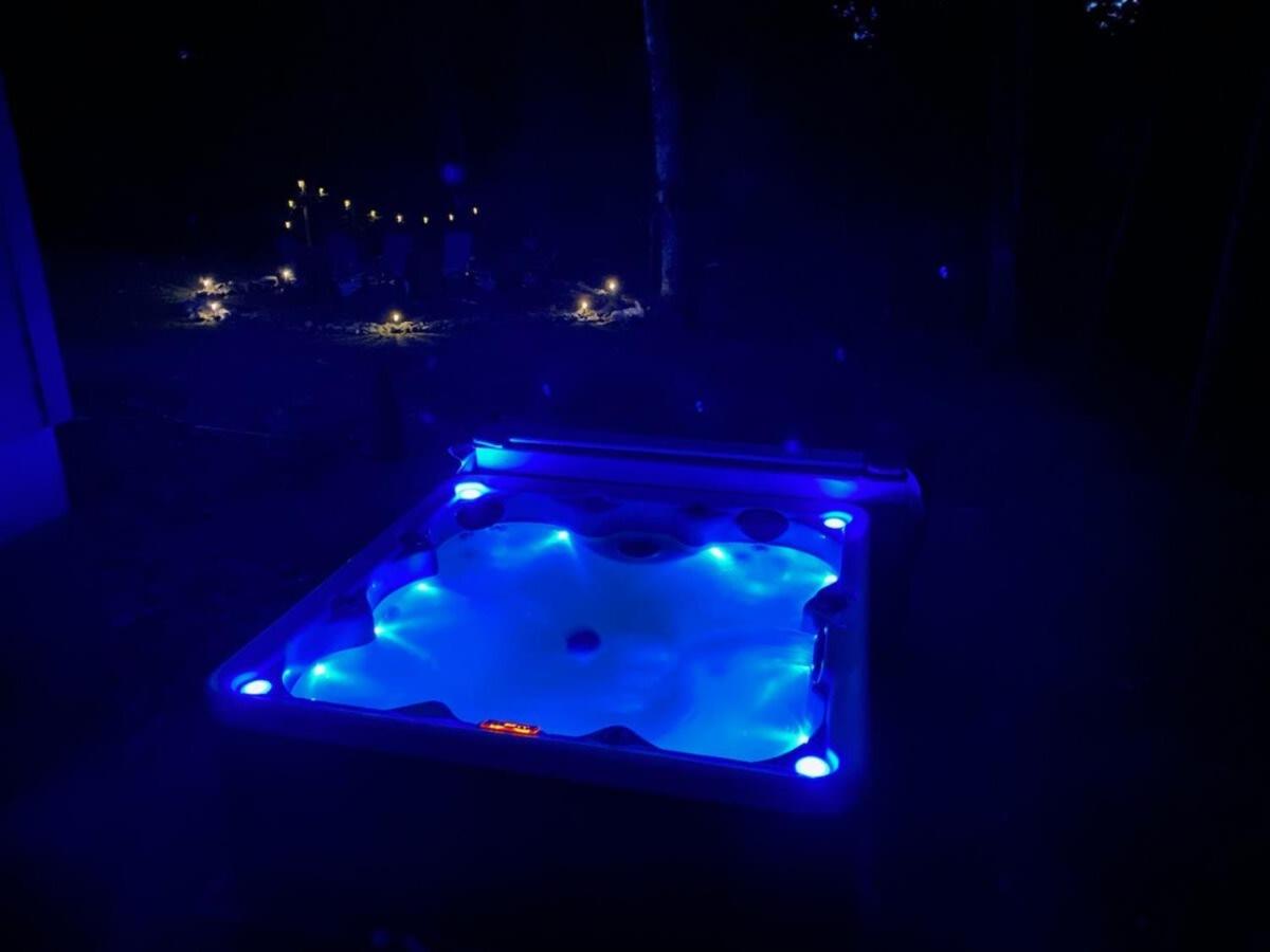 Nature & lake access Tremblant