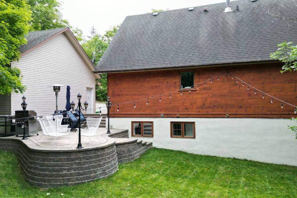 Chalet Mont Cascades w/ Spa & Fibre Optic Internet