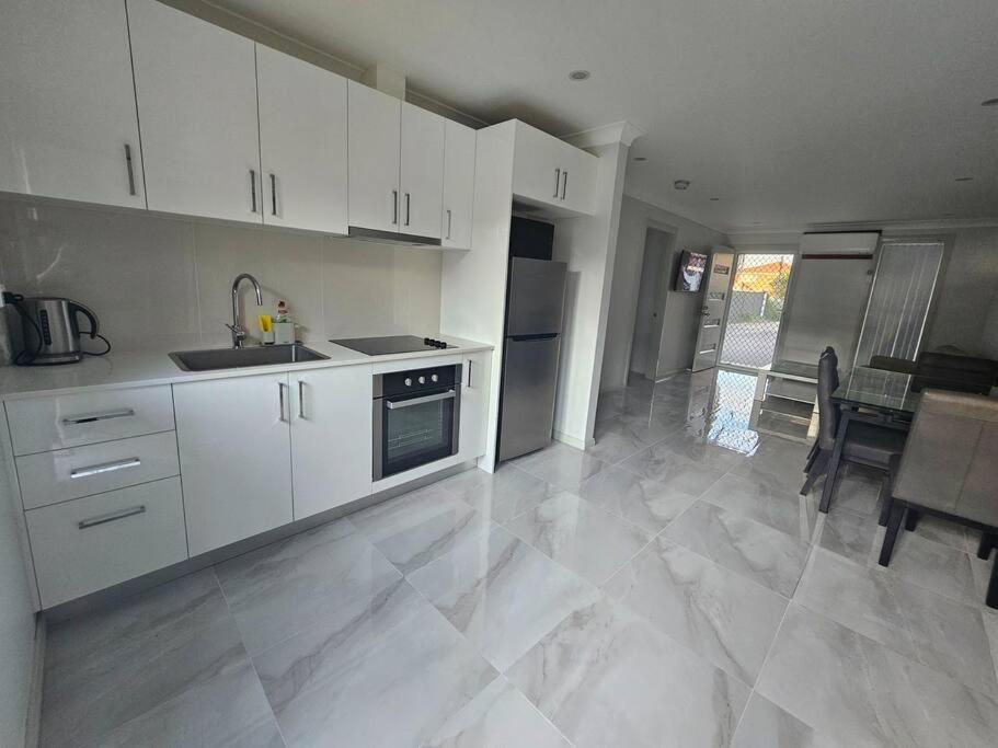 Convenient New Private granny flat