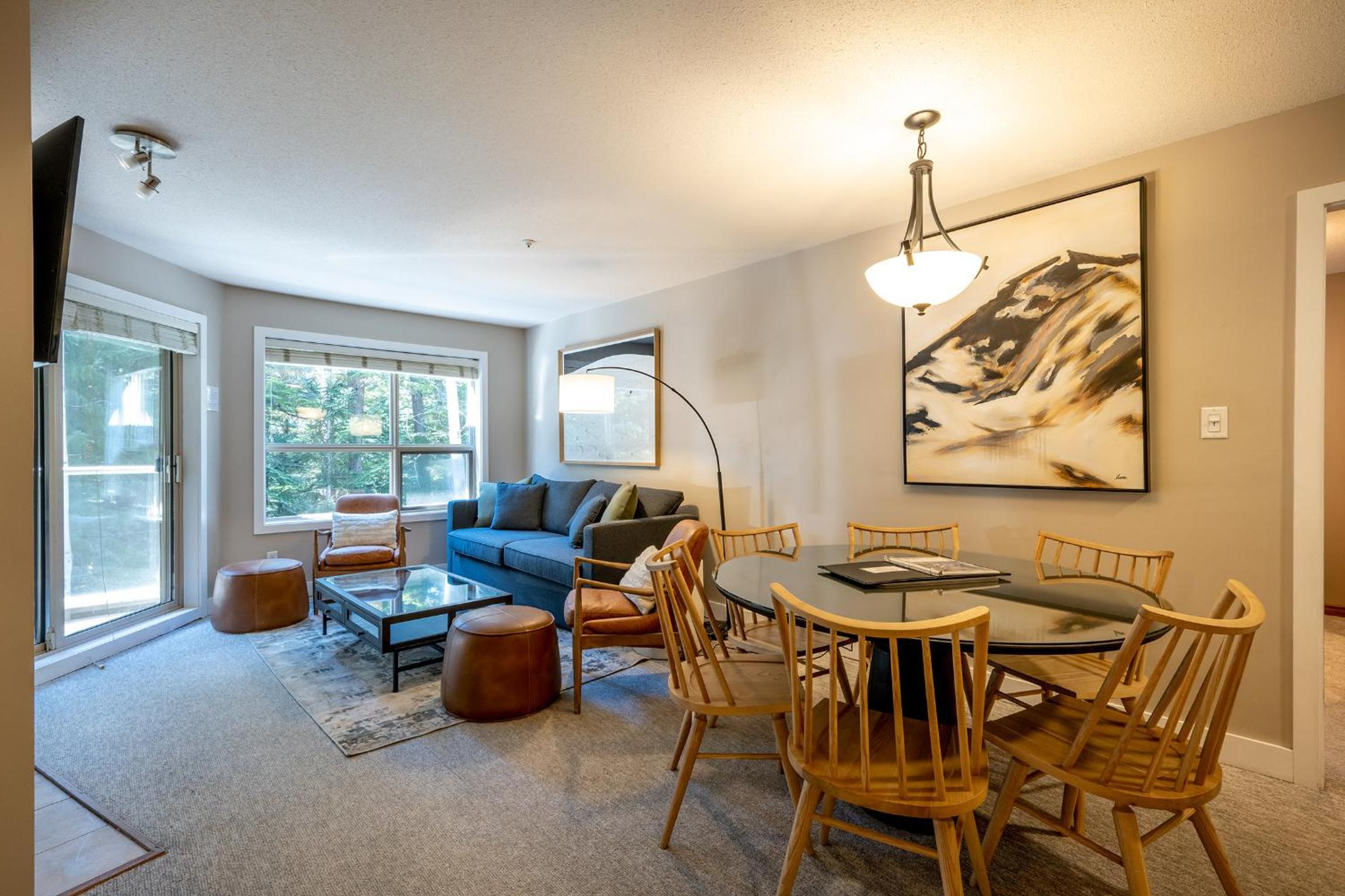 True Ski in Ski out Condo with hot tub and pool at the Aspens