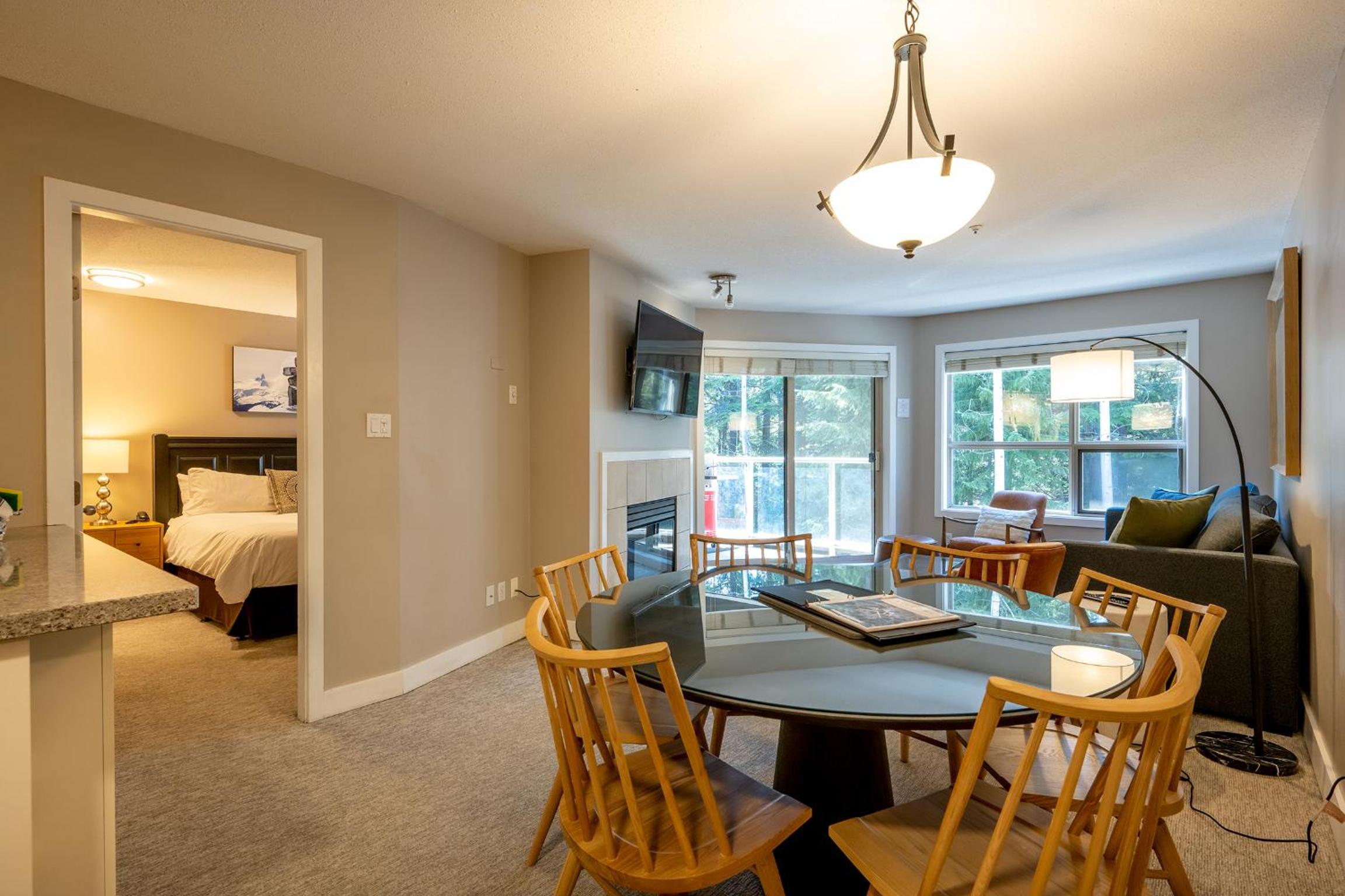 True Ski in Ski out Condo with hot tub and pool at the Aspens