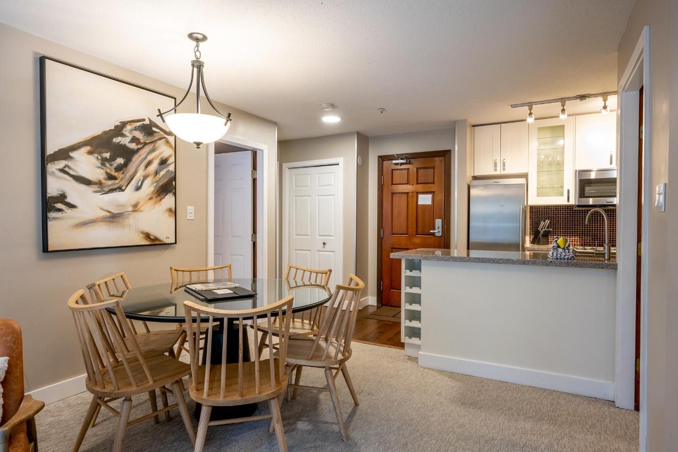 True Ski in Ski out Condo with hot tub and pool at the Aspens