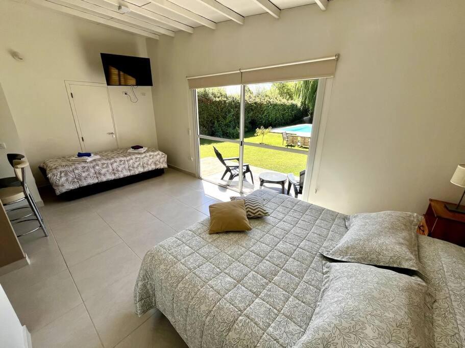 Picaflores apart 1, con piscina en Chacras