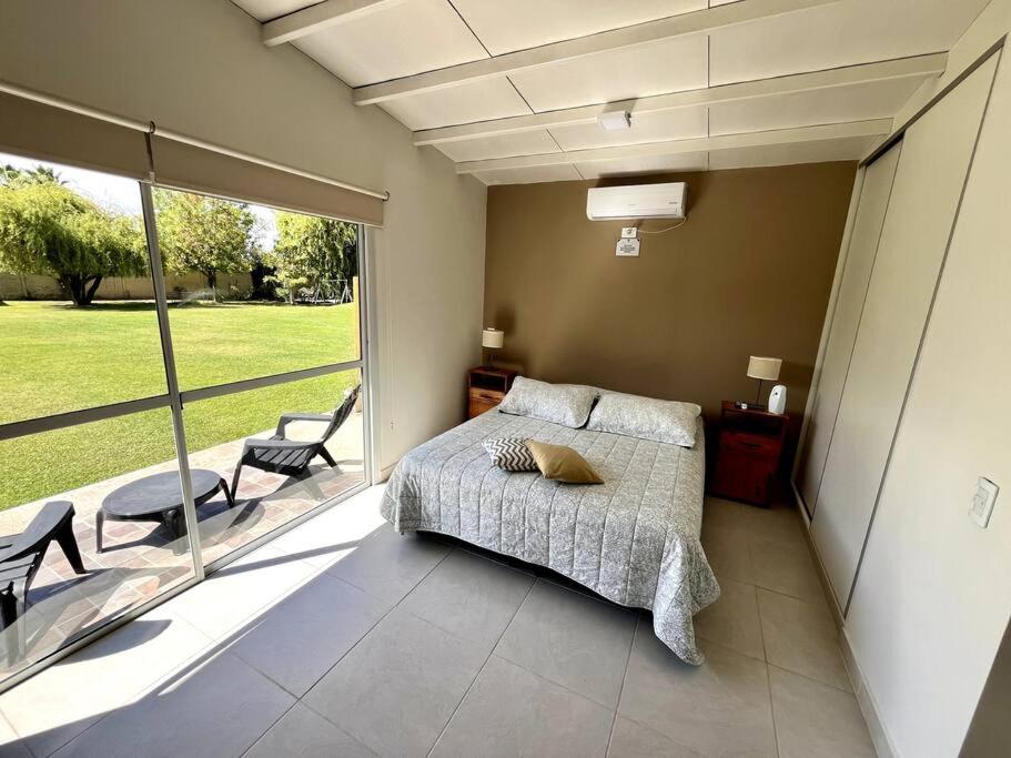 Picaflores apart 1, con piscina en Chacras