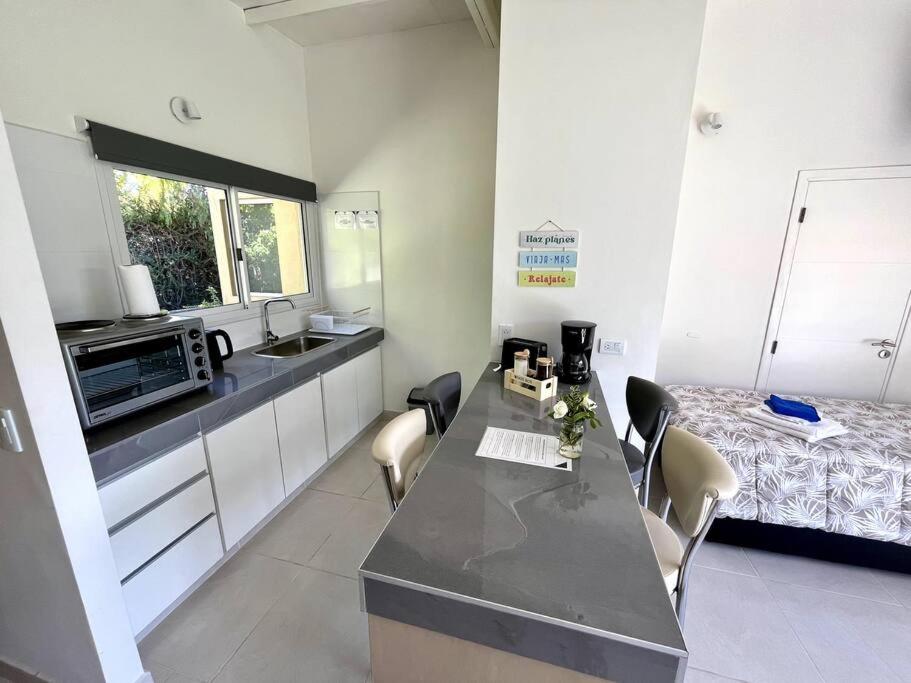 Picaflores apart 1, con piscina en Chacras
