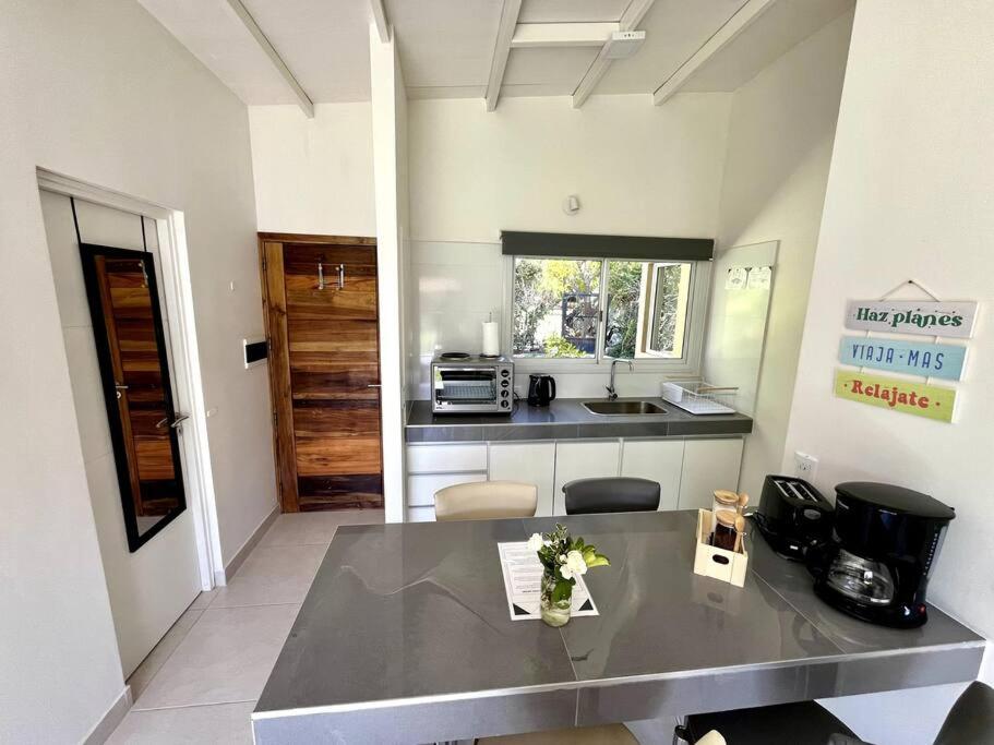 Picaflores apart 1, con piscina en Chacras