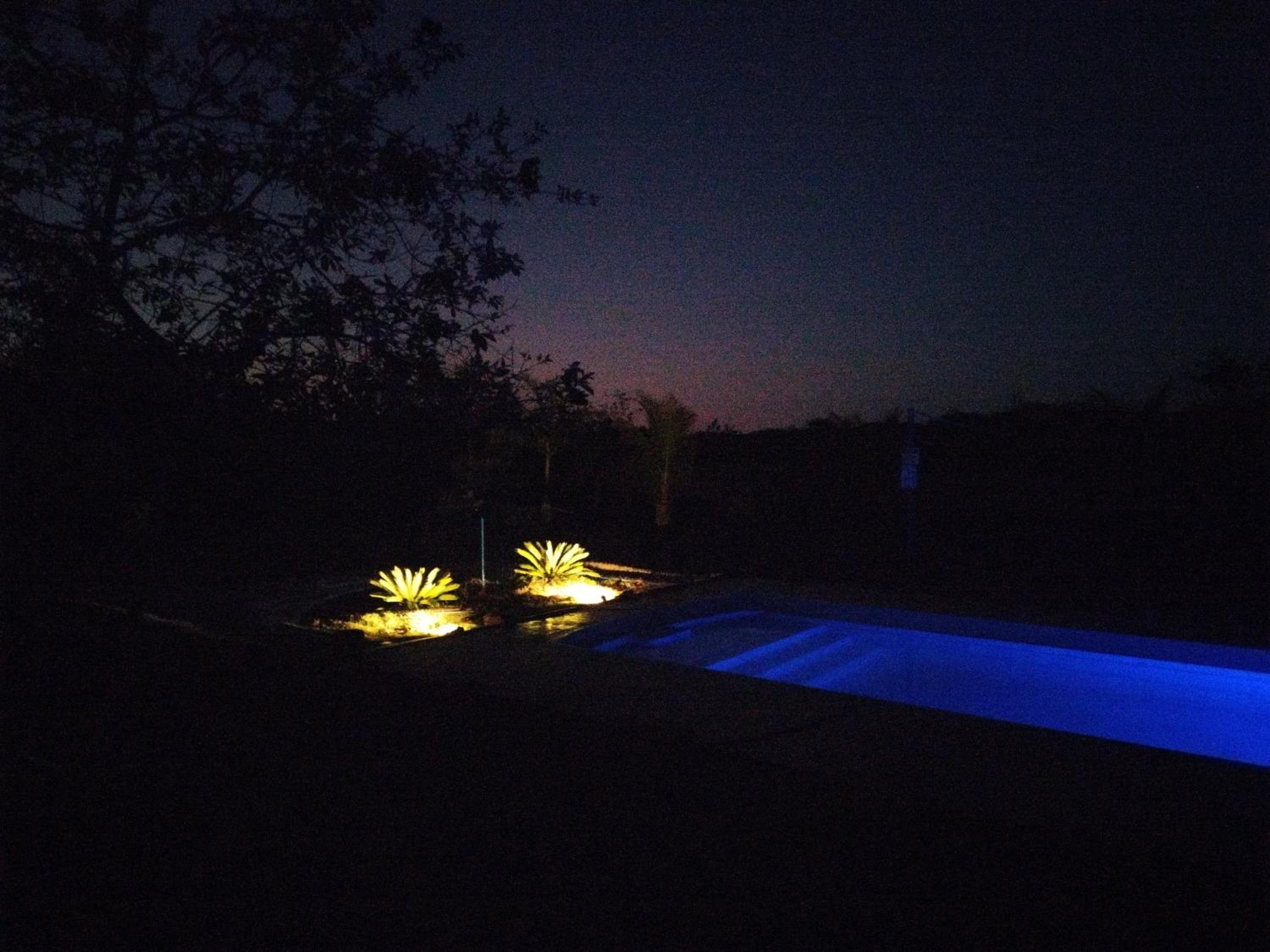 Fazendinha Rústica com Piscina Próxima a Curvelo