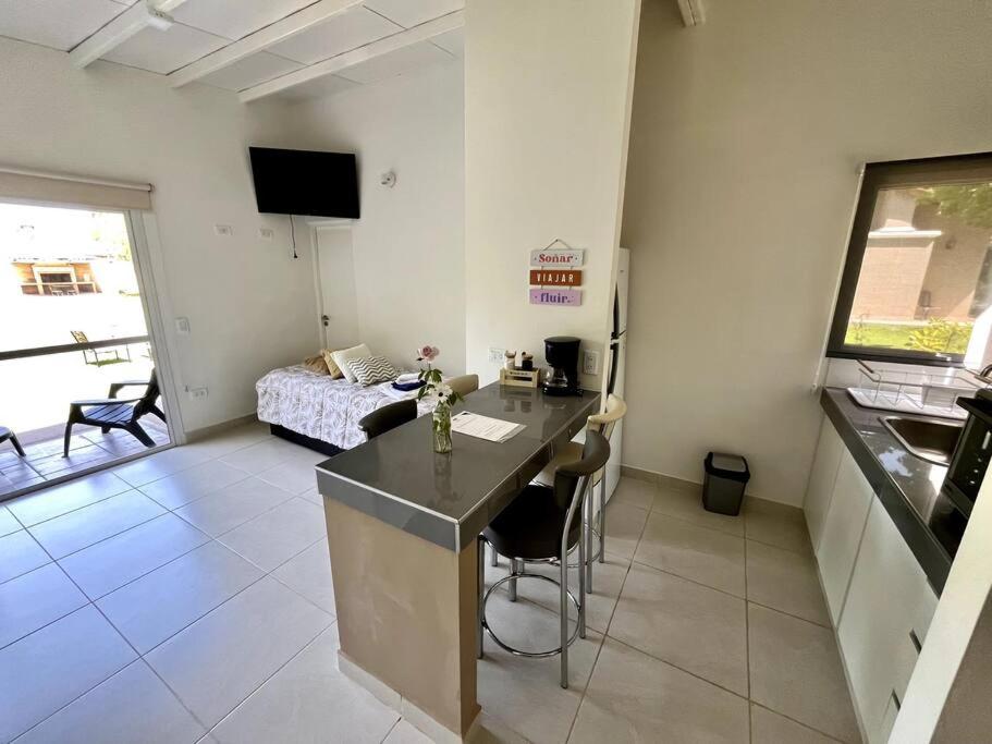 Picaflores apart 2, con piscina en Chacras