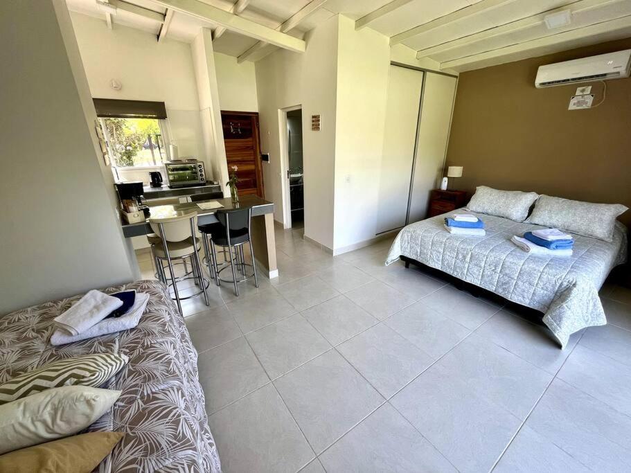 Picaflores apart 2, con piscina en Chacras