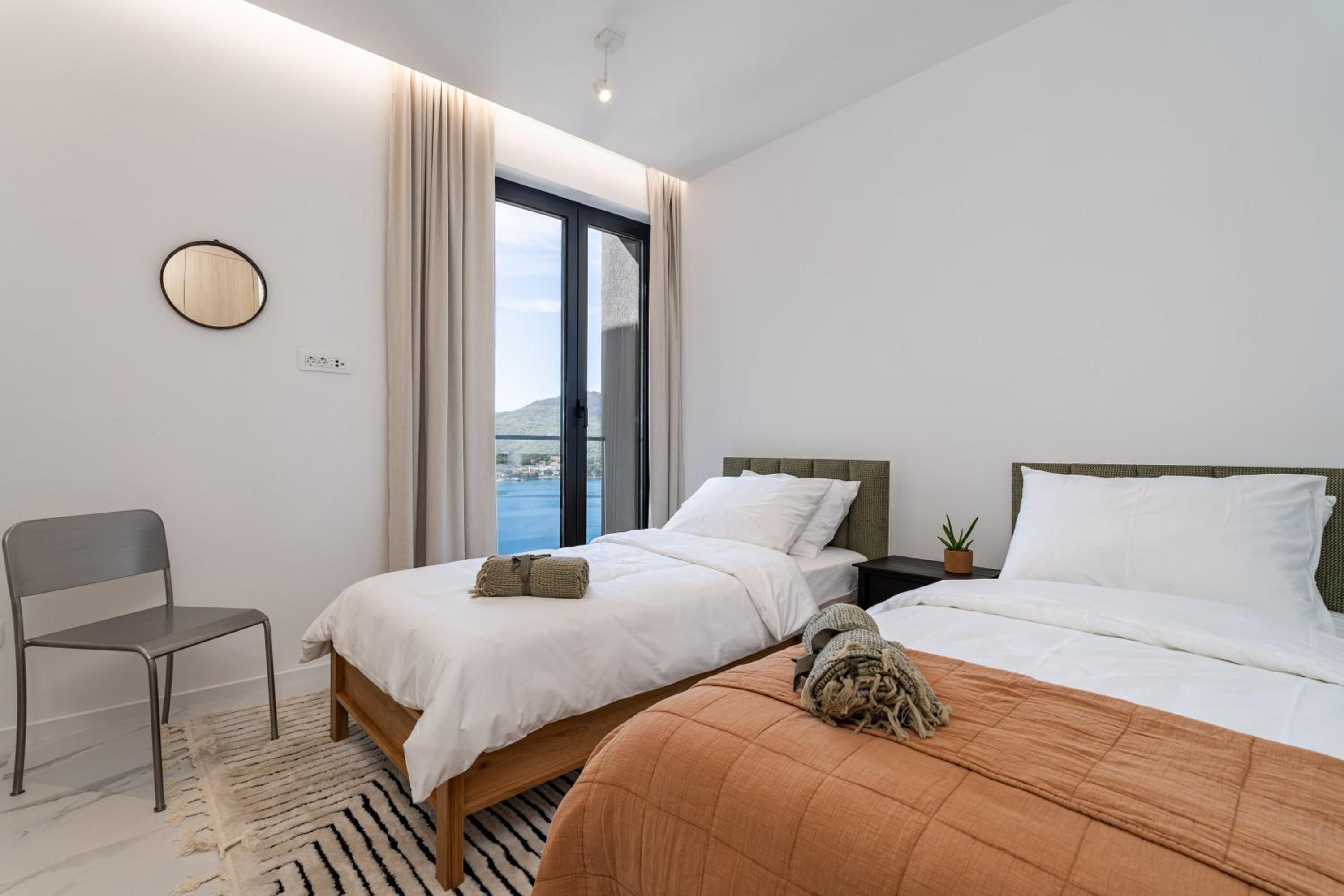 Luxury seaview apartment Alenka