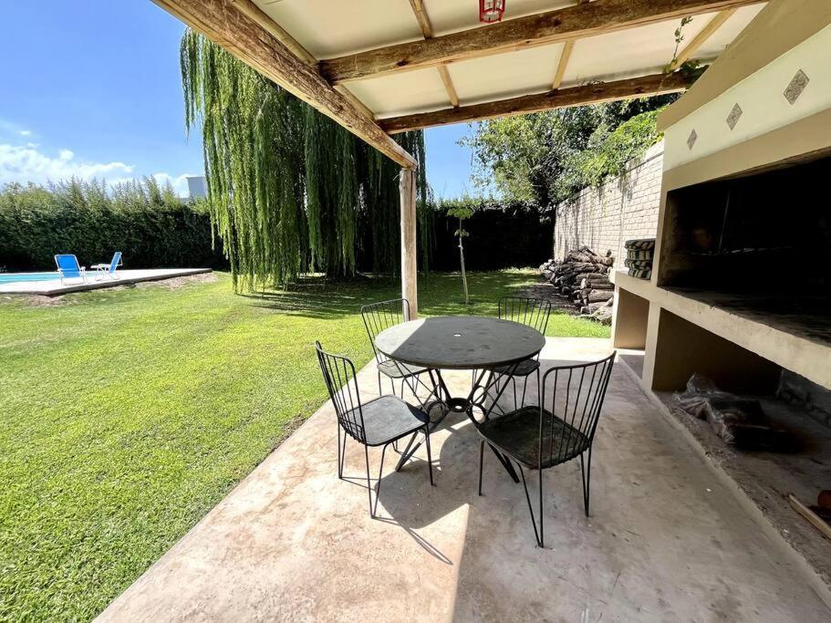 Picaflores apart 2, con piscina en Chacras