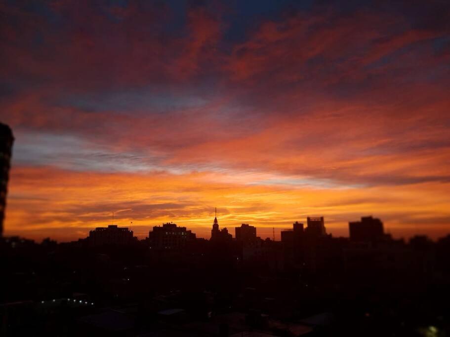 Excelente ubicación en Av Colón, balcón y cochera