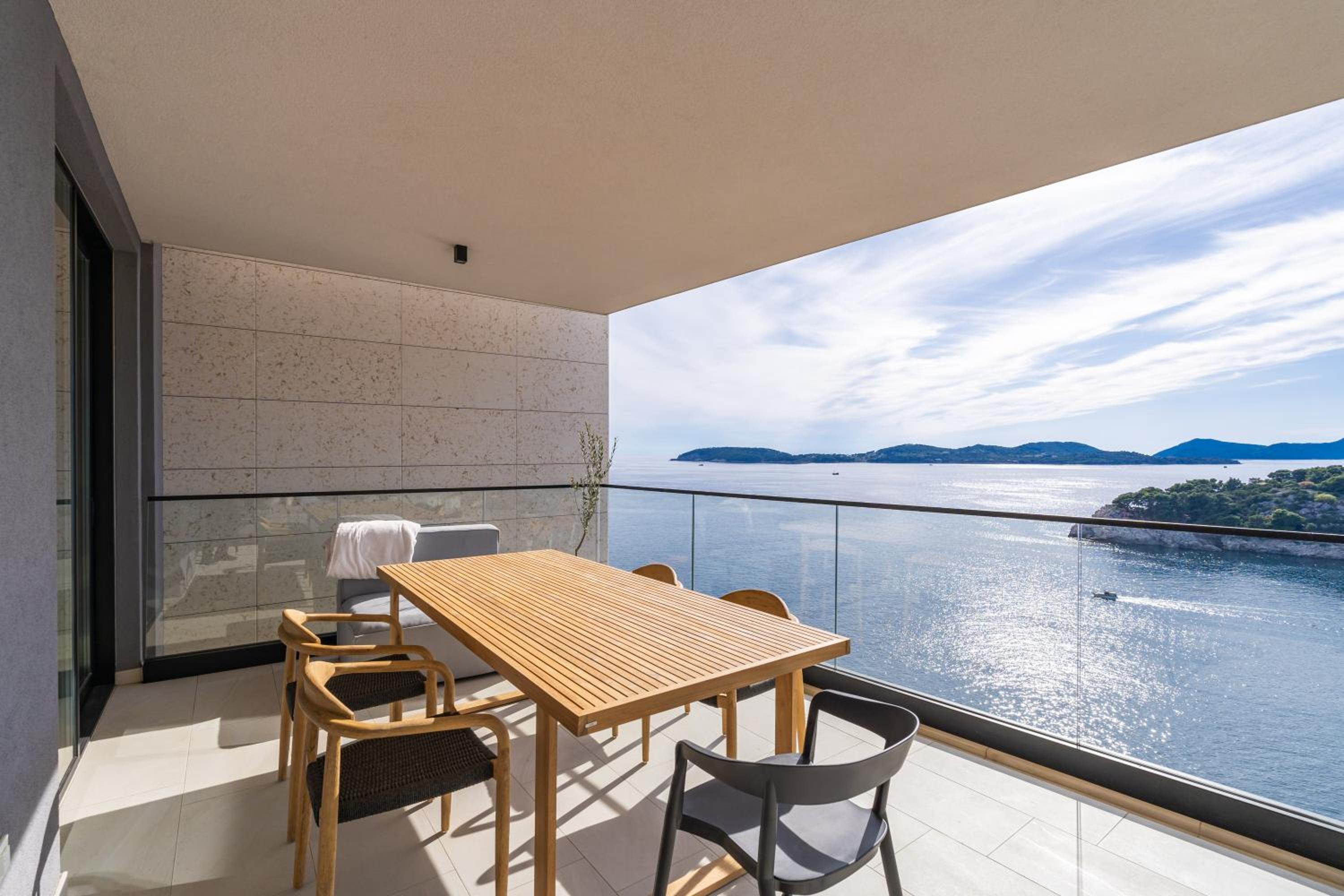 Luxury seaview apartment Alenka