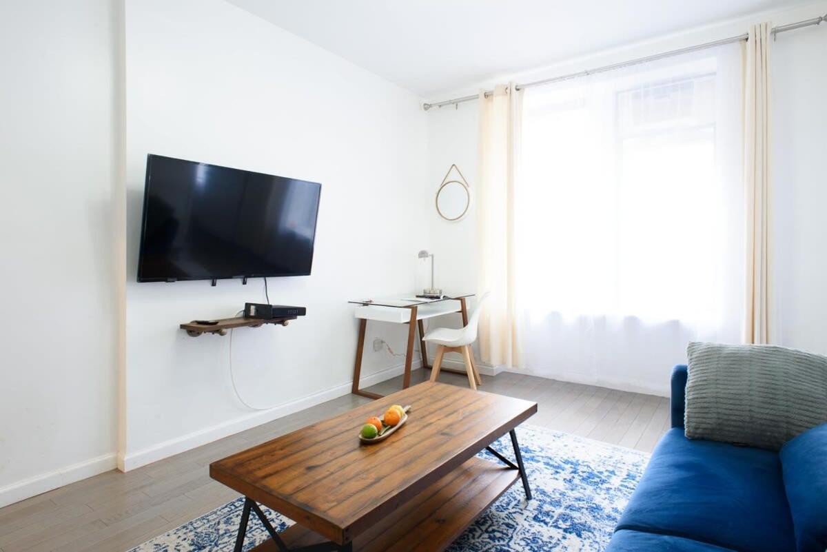 428-2E Newly furnished 2BR Prime Midtown sleeps 5