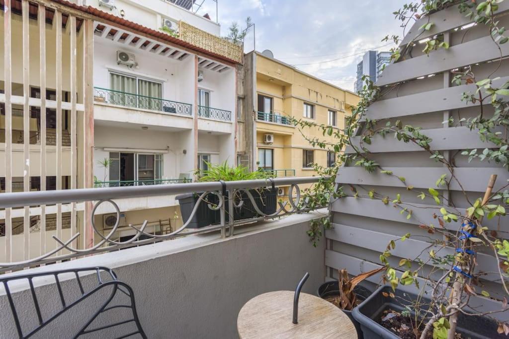 Cranberry 1-BR Toot in Mar Mikhael view 2