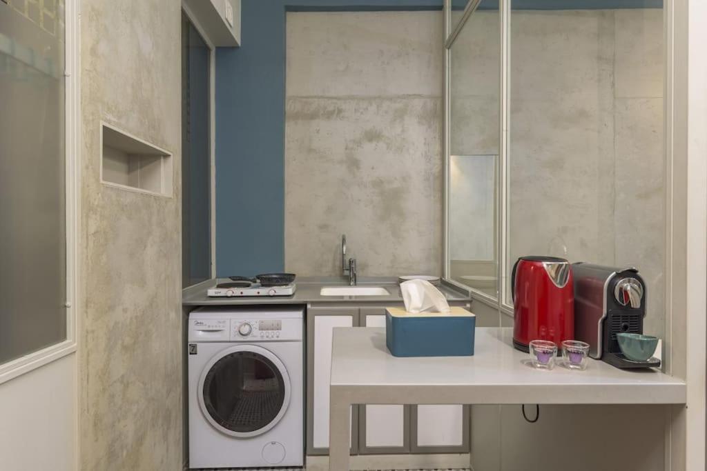 Cranberry 1-BR Toot in Mar Mikhael view 4