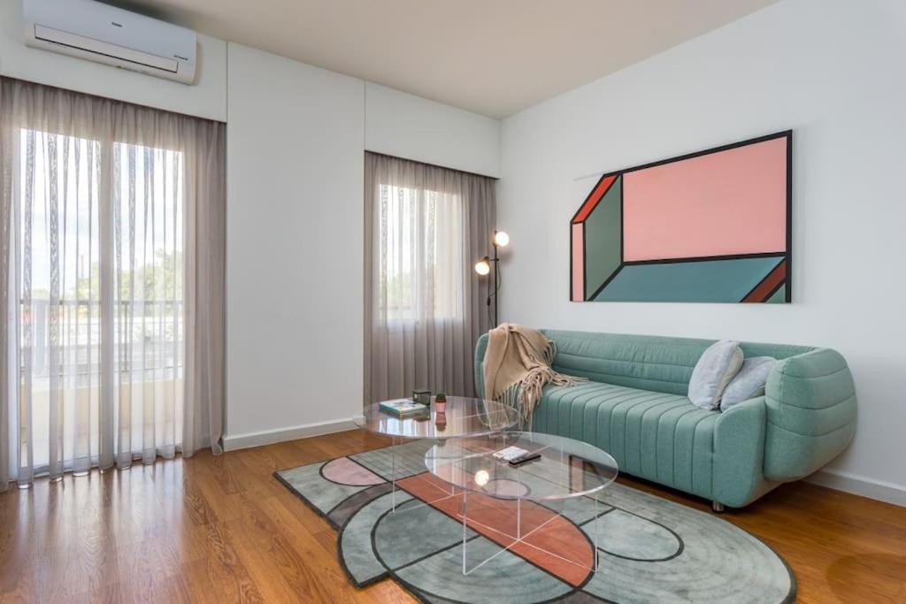 Perla's 2-BR Apt in Mar Mikhael view 3