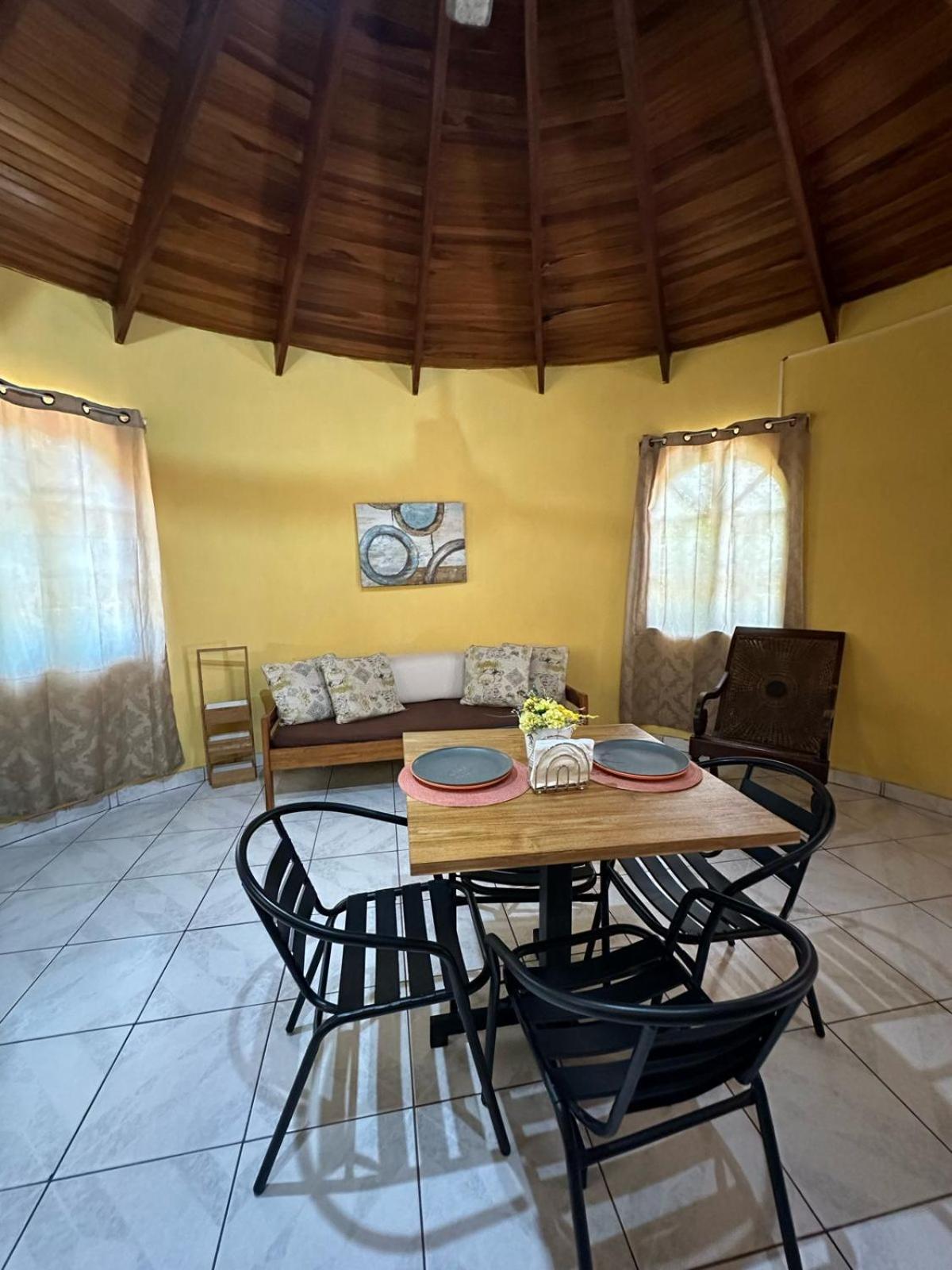 Hospedaje Colibri