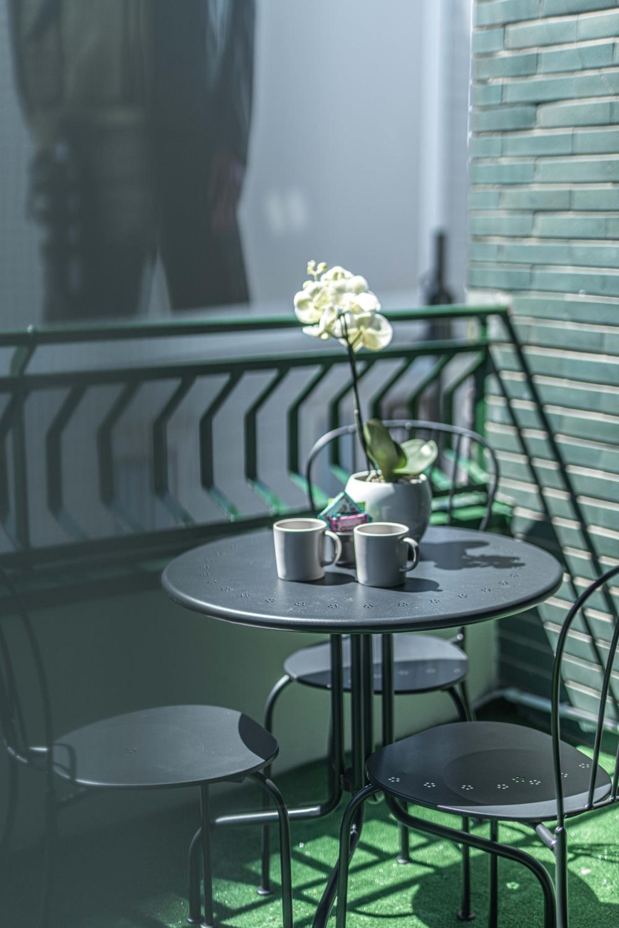 balance & terrace