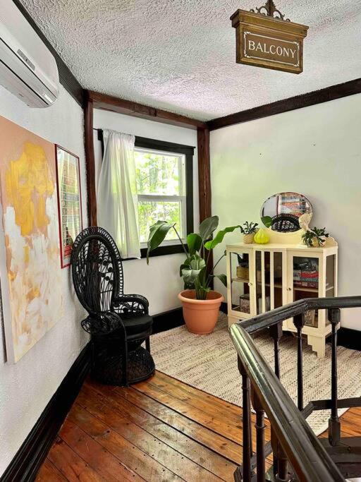 Nature Retreat w/ Sunroom Gazebo