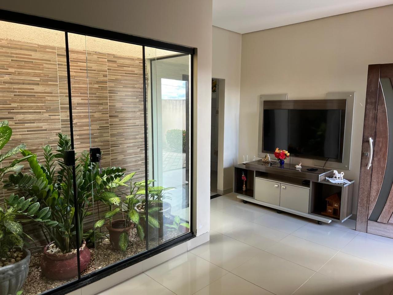 Casa Mobiliada Itaubas com ar condicionado