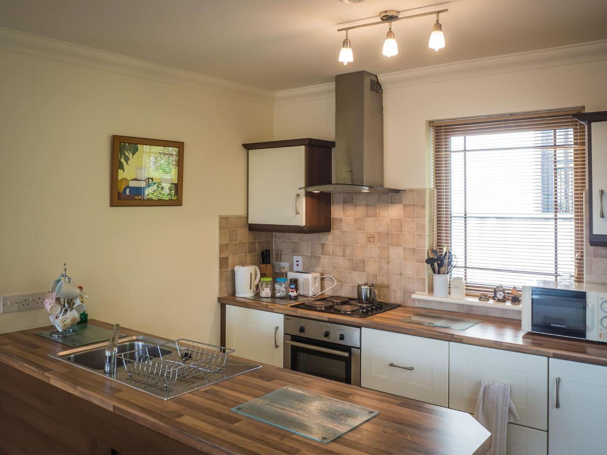 17 Canons Lane view 3