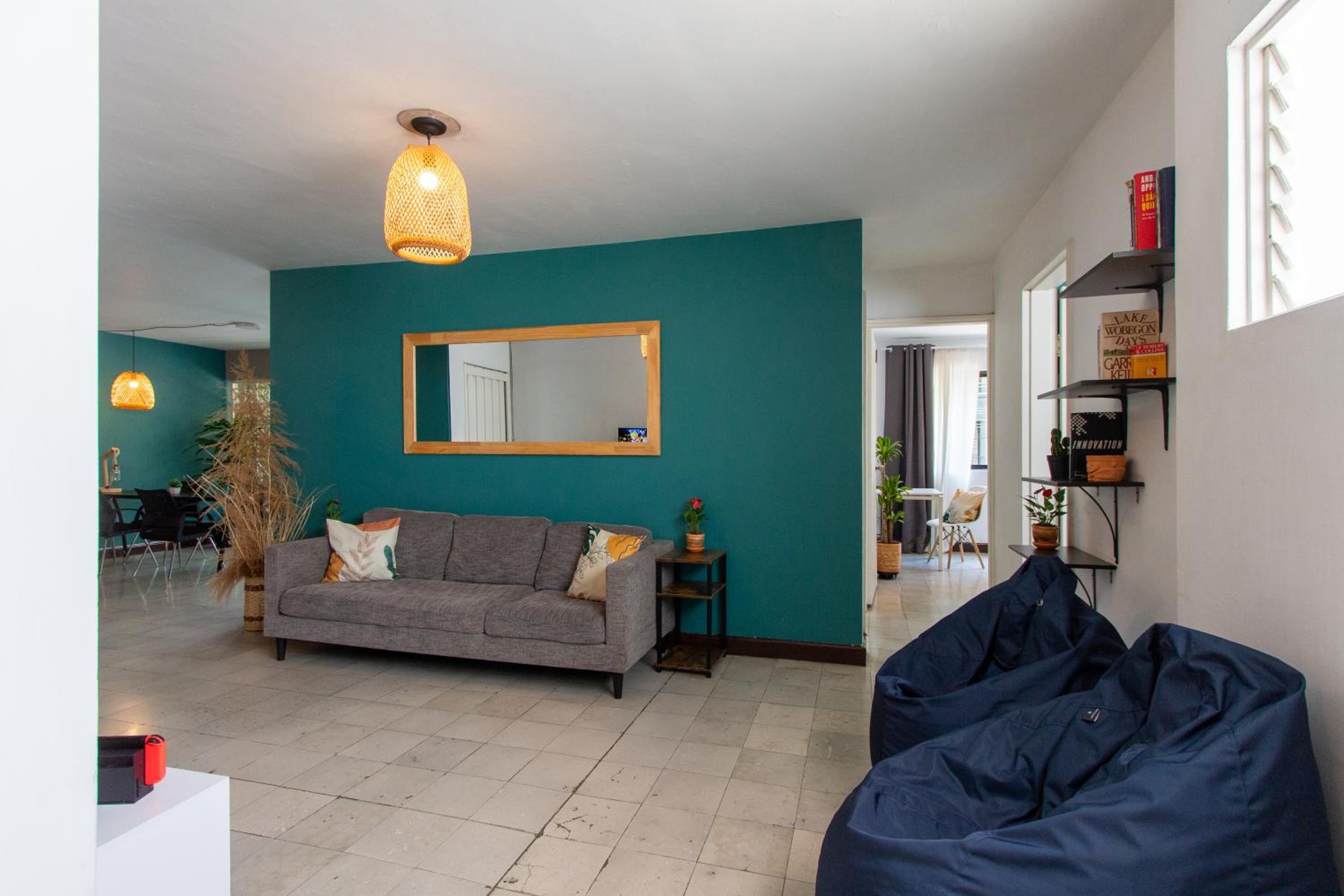 CoNomad House - Coliving & Coworking