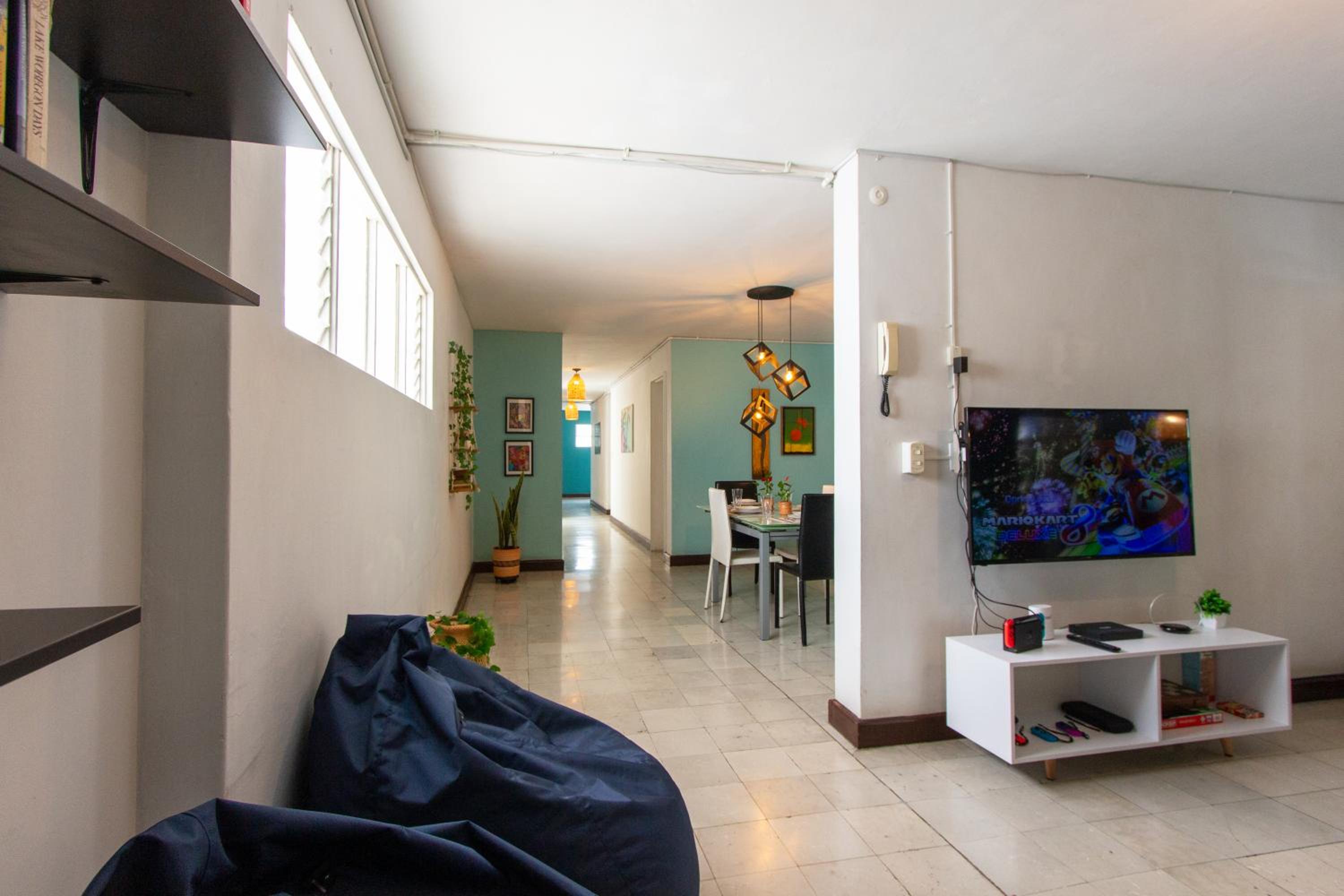 CoNomad House - Coliving & Coworking