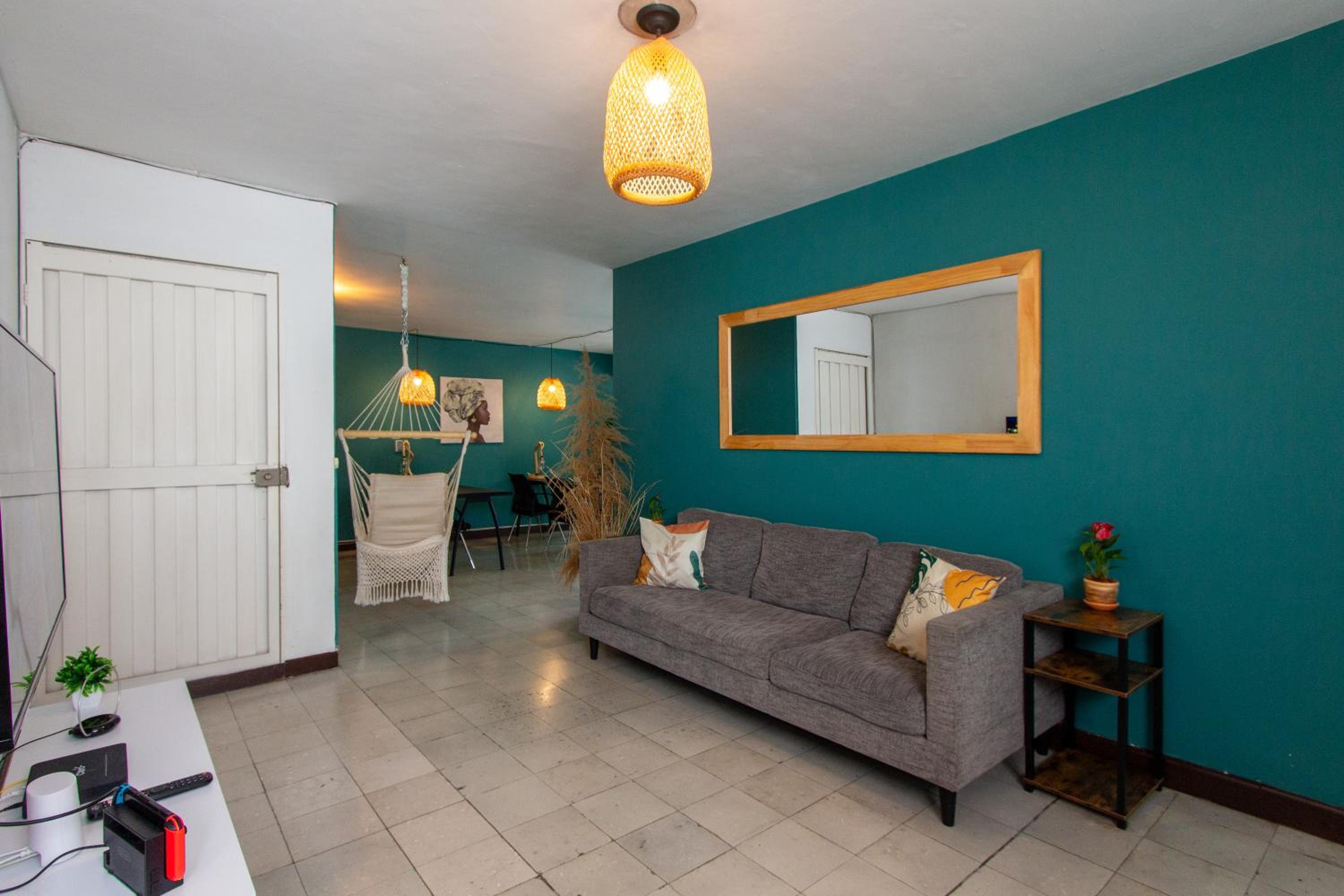 CoNomad House - Coliving & Coworking