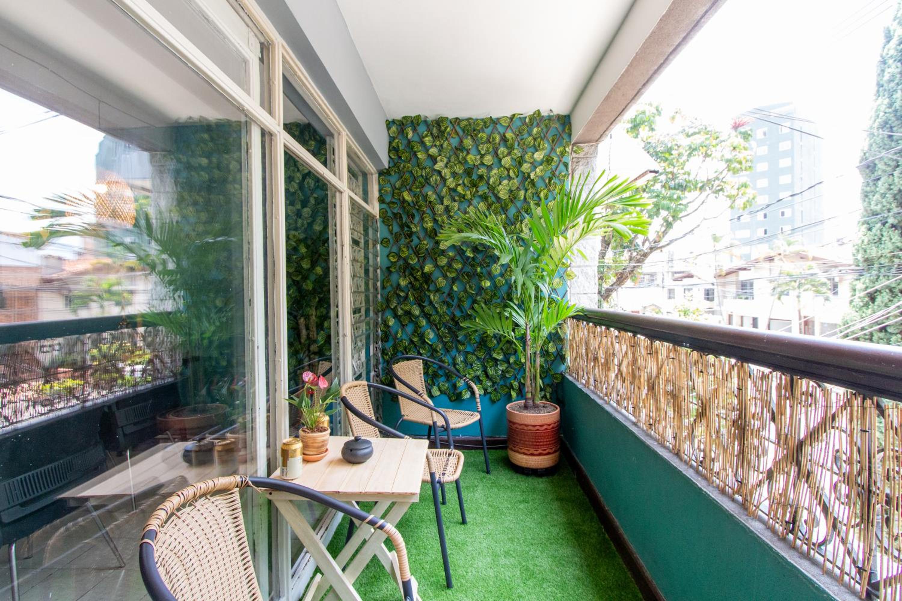CoNomad House - Coliving & Coworking
