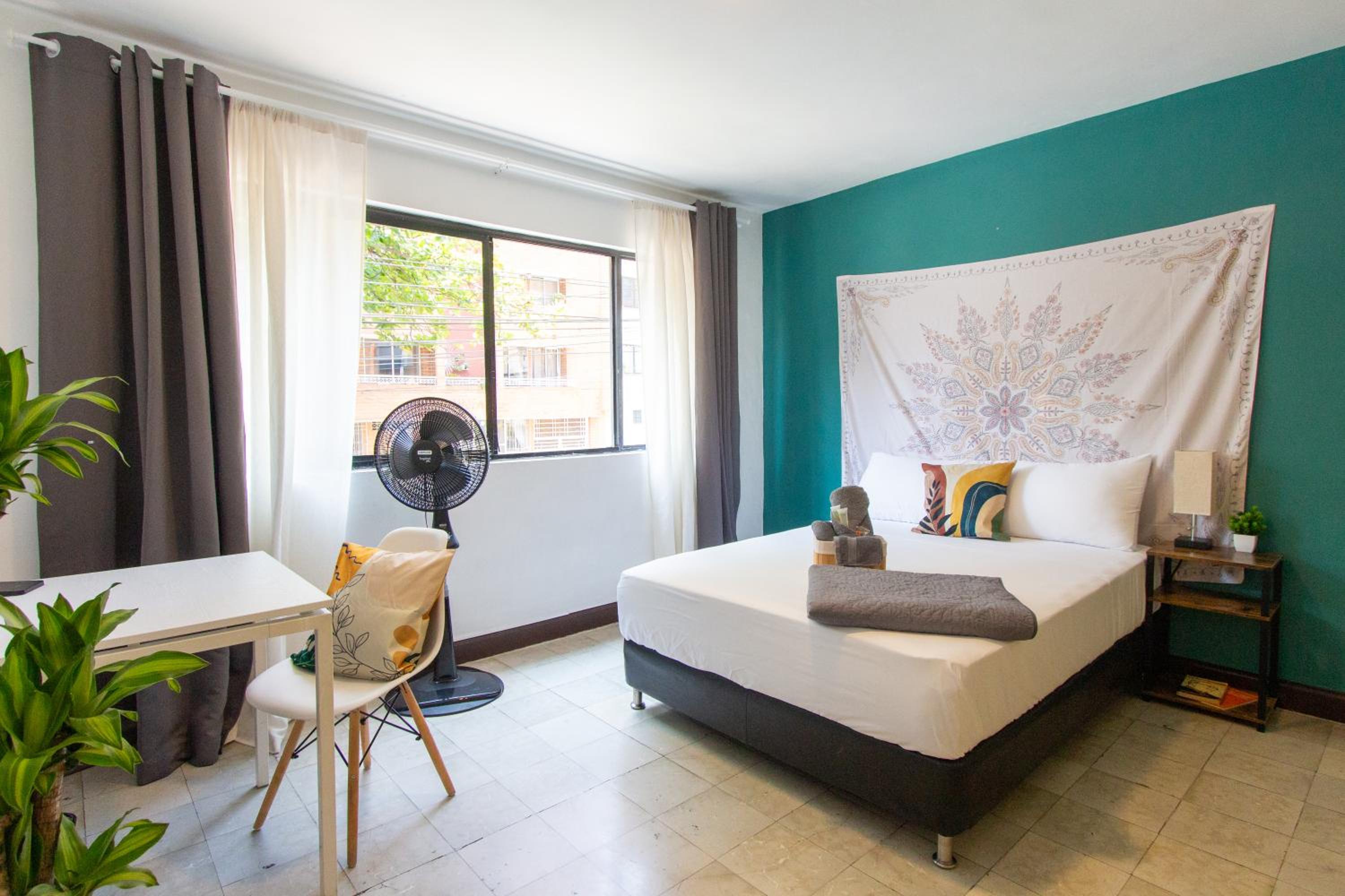 CoNomad House - Coliving & Coworking