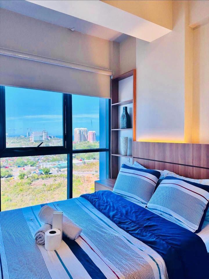 Amazing Sea View at Mactan Newtown view 2