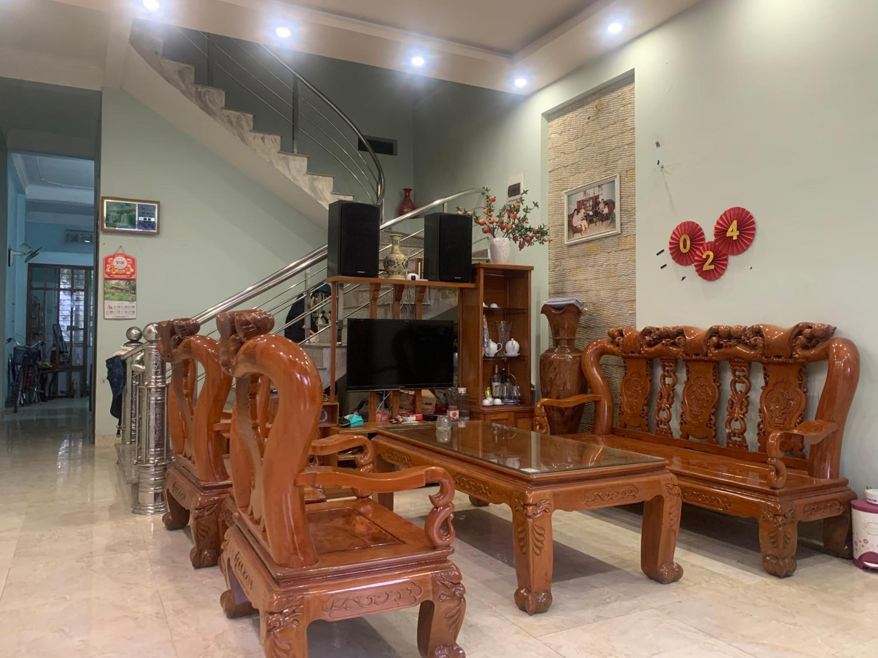 nhà hưng hà view 5