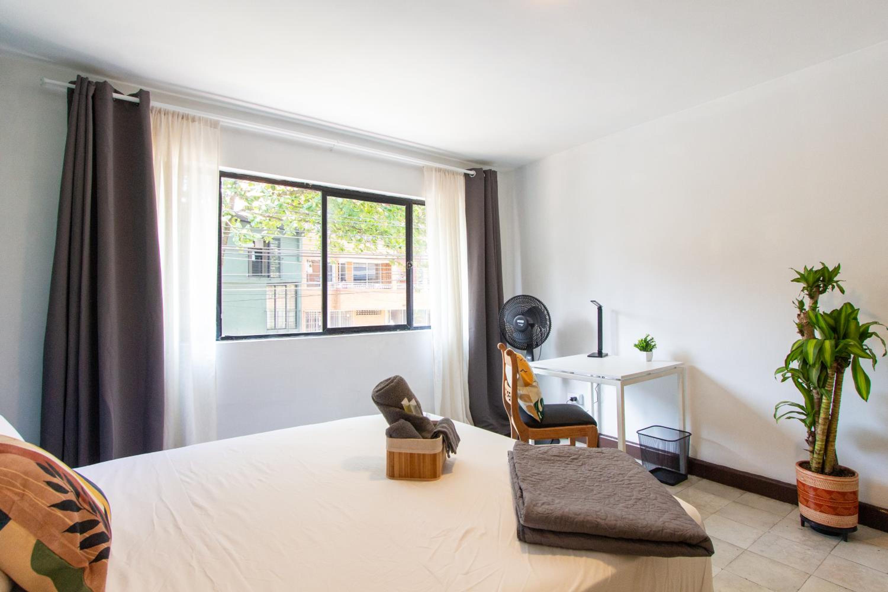 CoNomad House - Coliving & Coworking