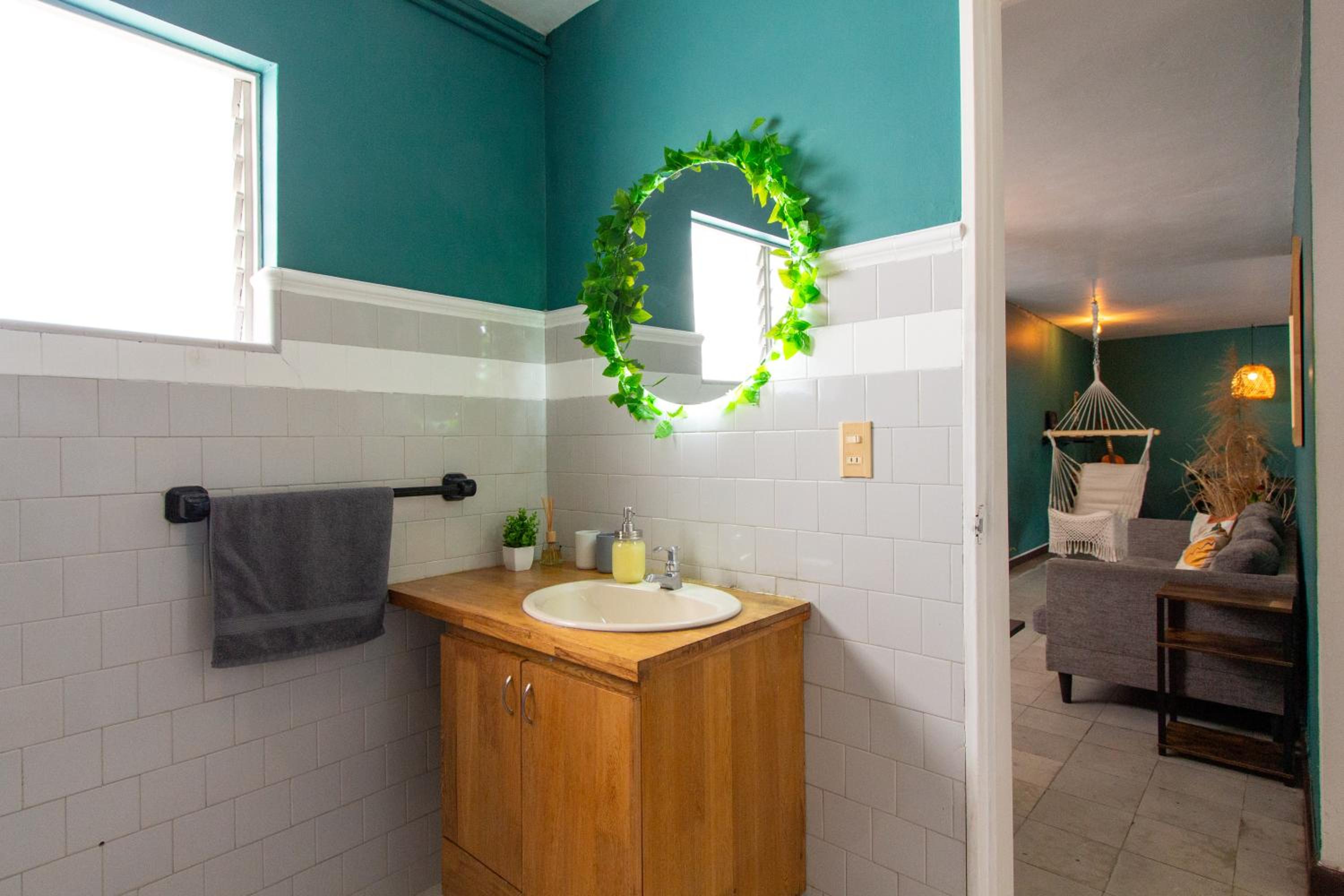 CoNomad House - Coliving & Coworking