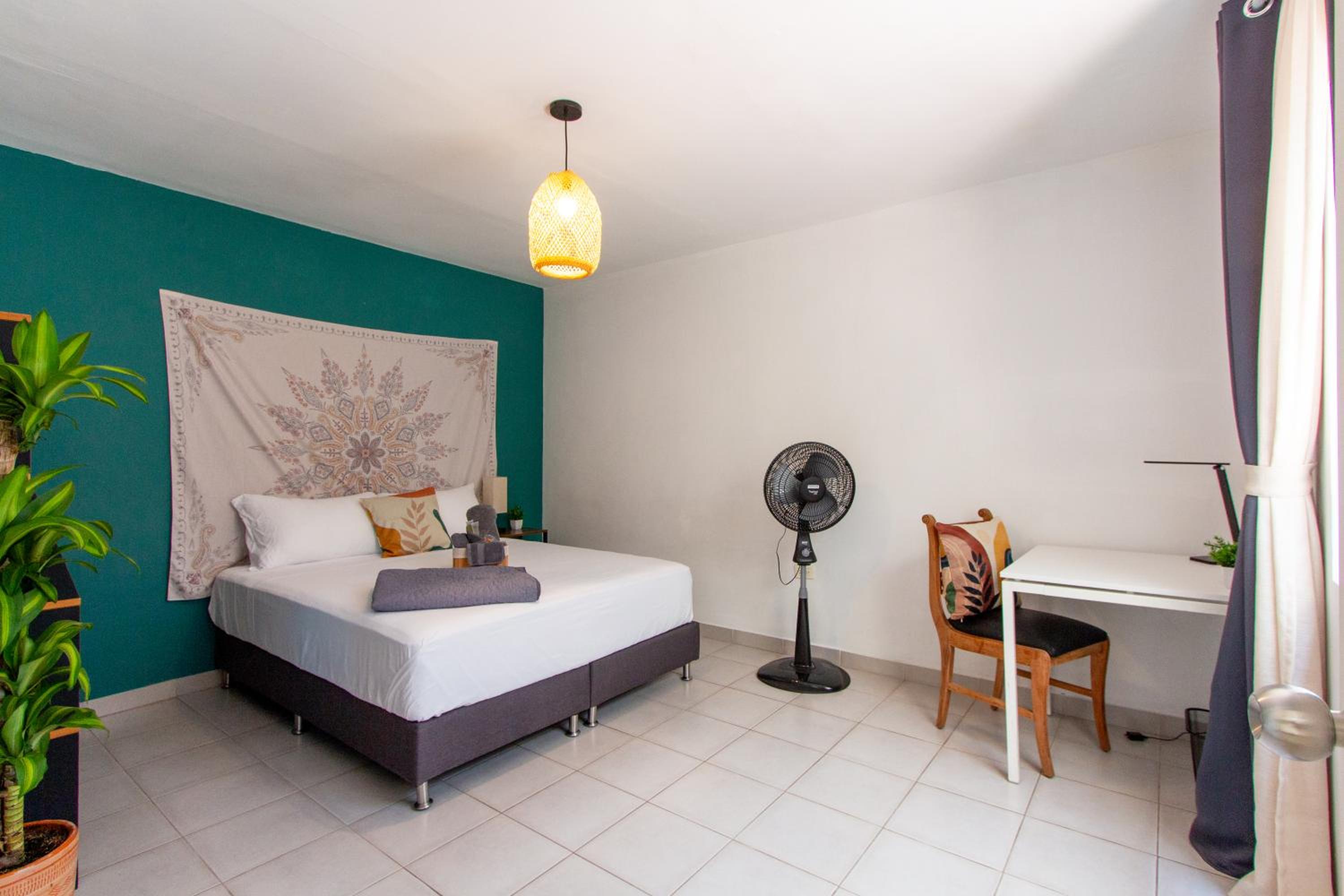 CoNomad House - Coliving & Coworking